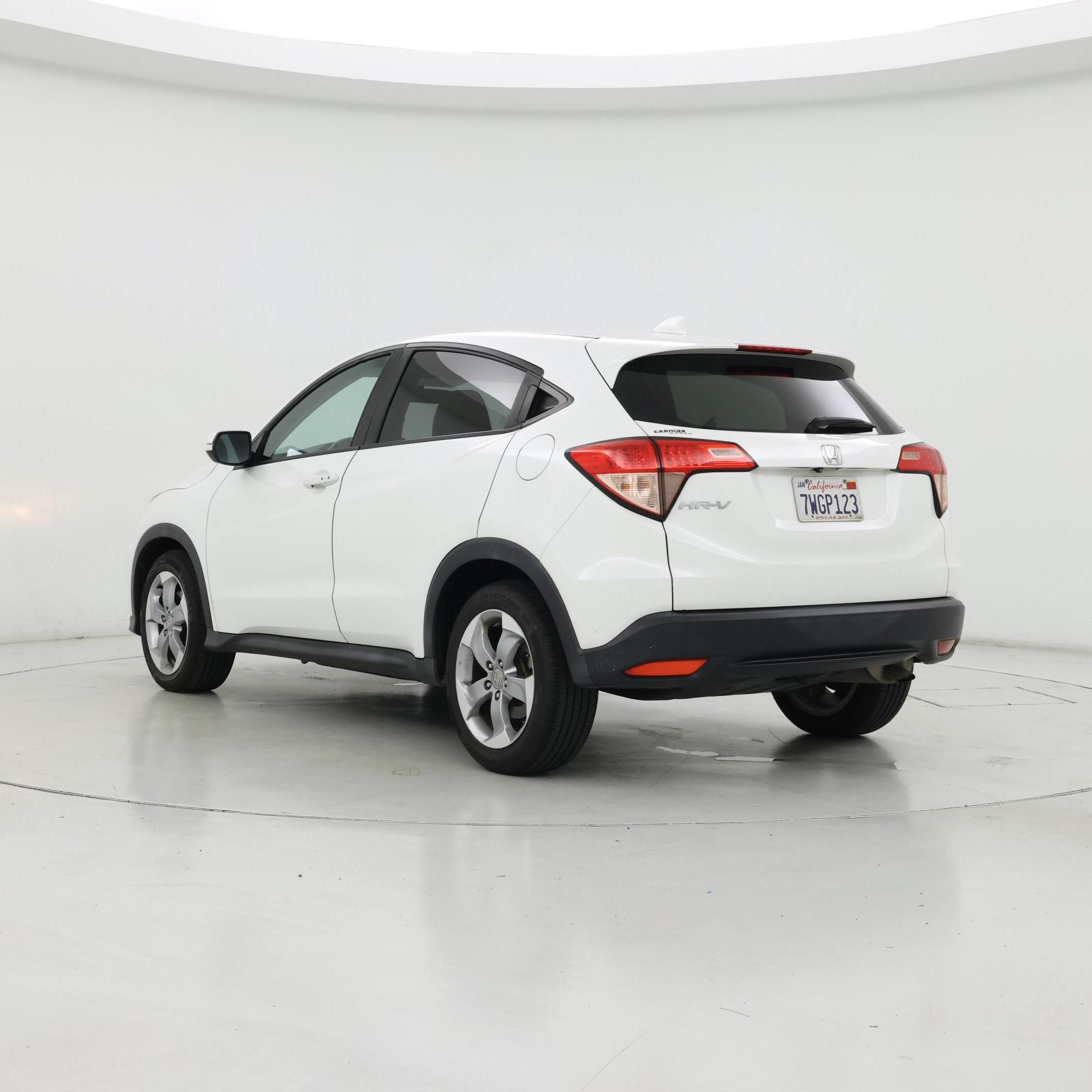 Thumbnail: 2017 Honda HR-V - 2