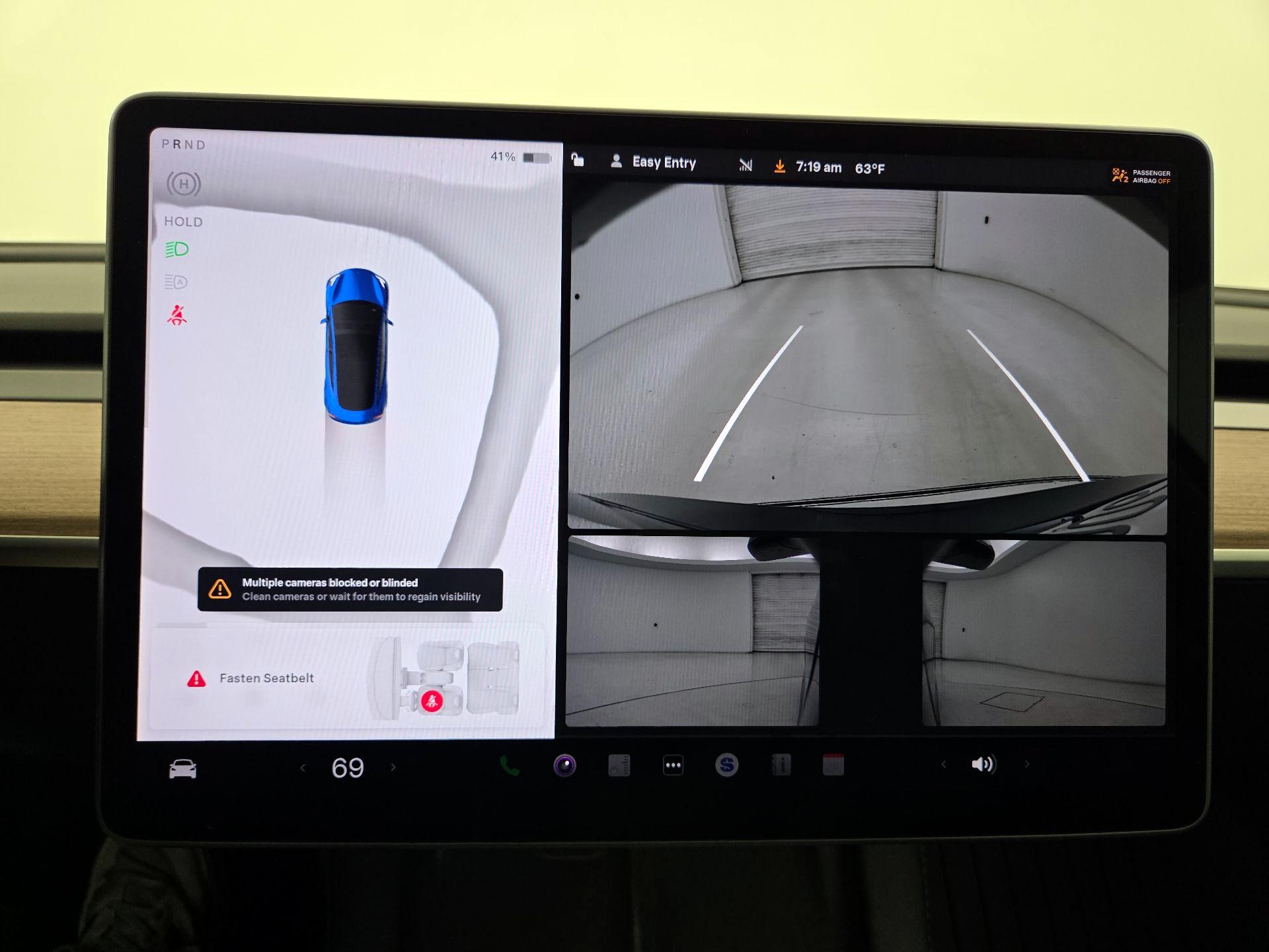 Thumbnail: 2023 Tesla Model 3 - 14