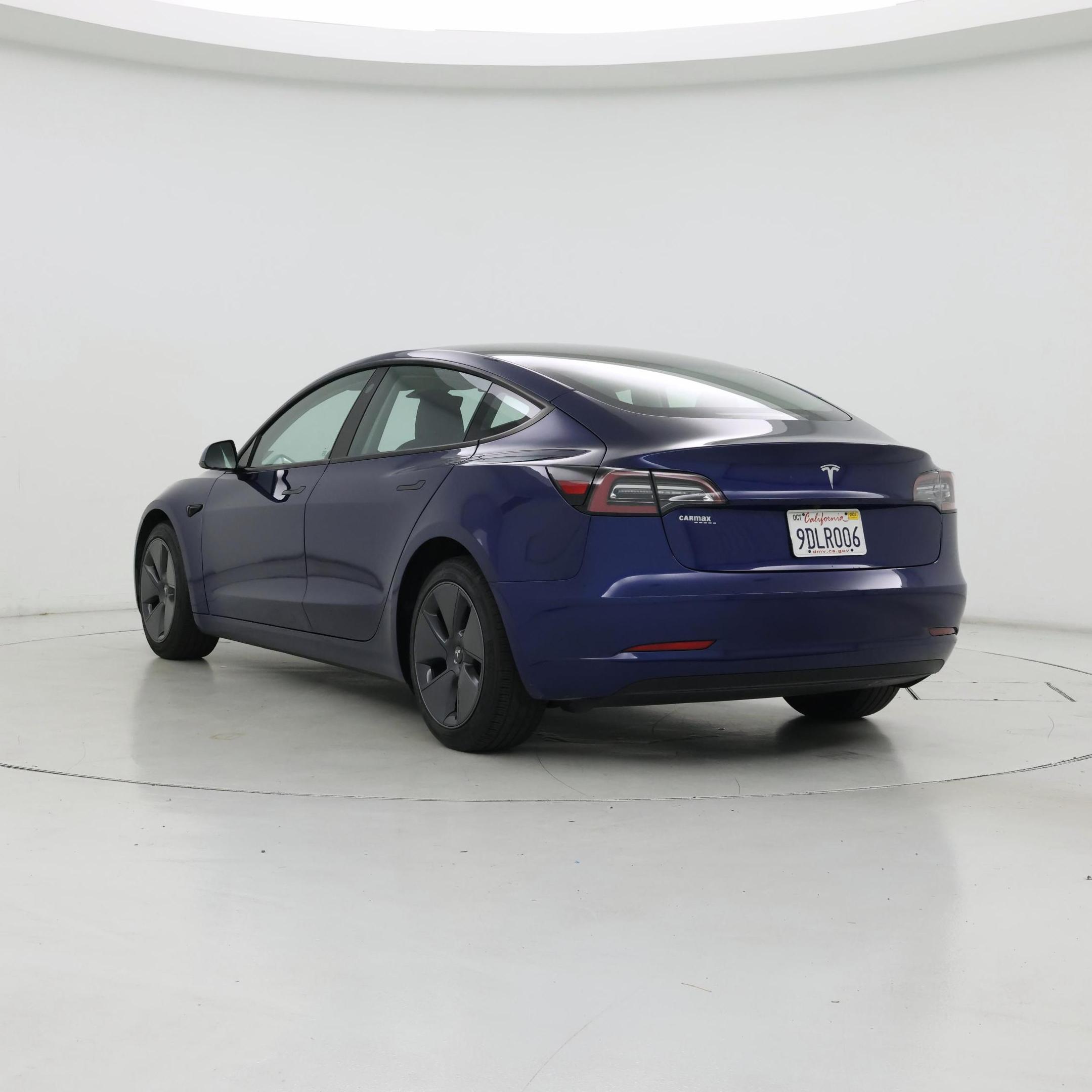 Thumbnail: 2023 Tesla Model 3 - 2