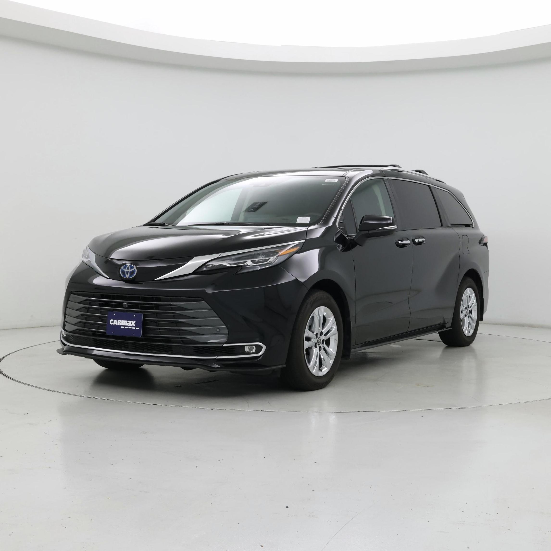 Thumbnail: 2024 Toyota Sienna - 4