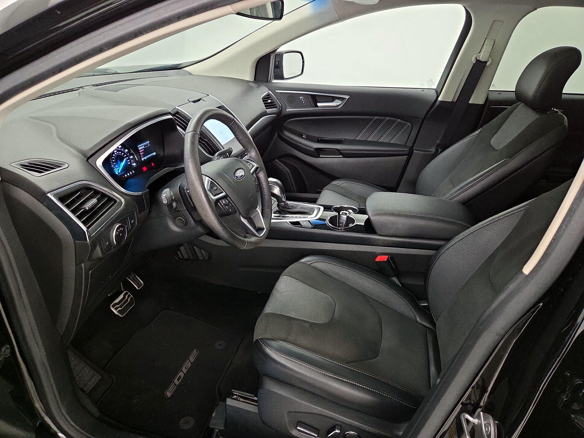 Thumbnail: 2018 Ford Edge - 11