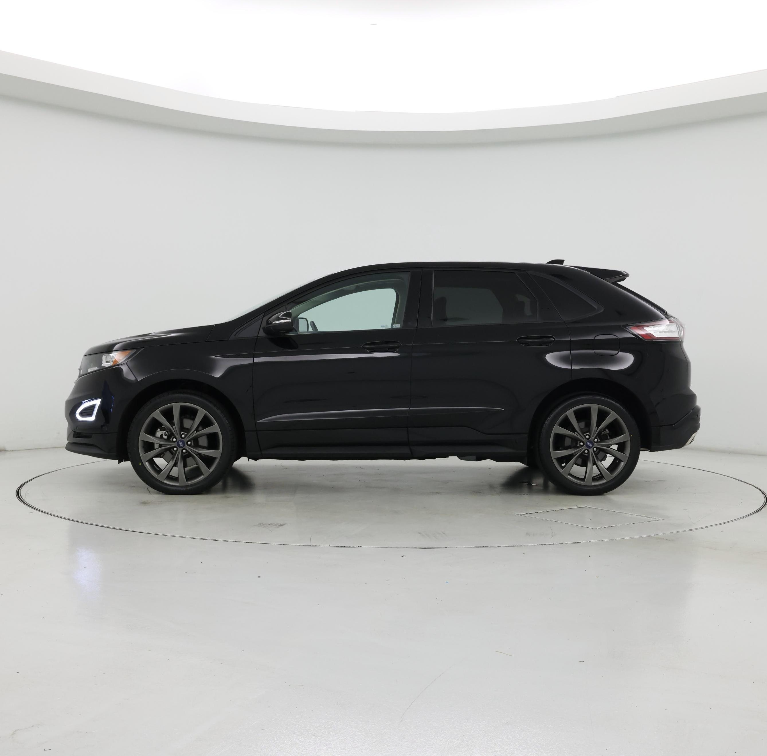 Thumbnail: 2018 Ford Edge - 3