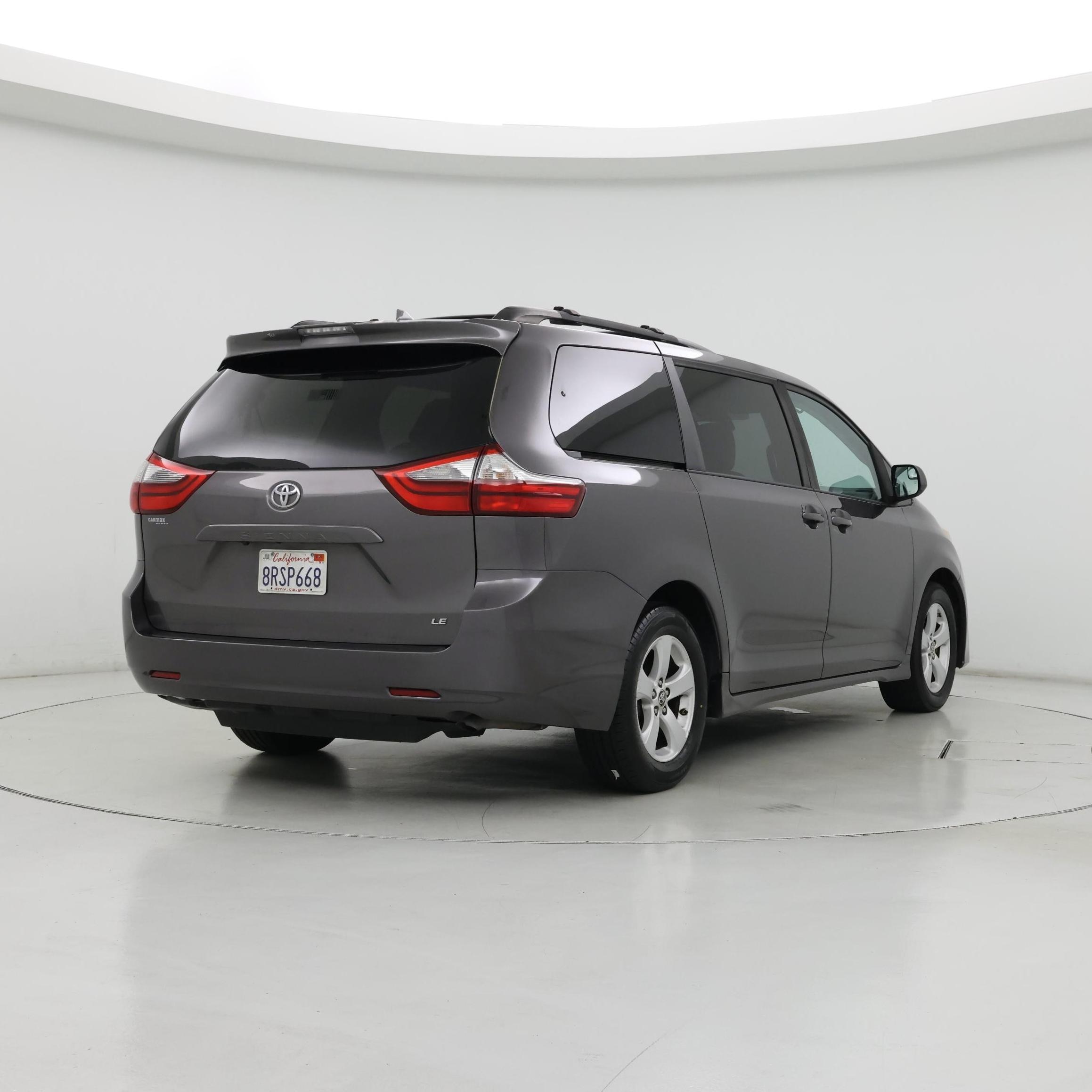 Thumbnail: 2020 Toyota Sienna - 8