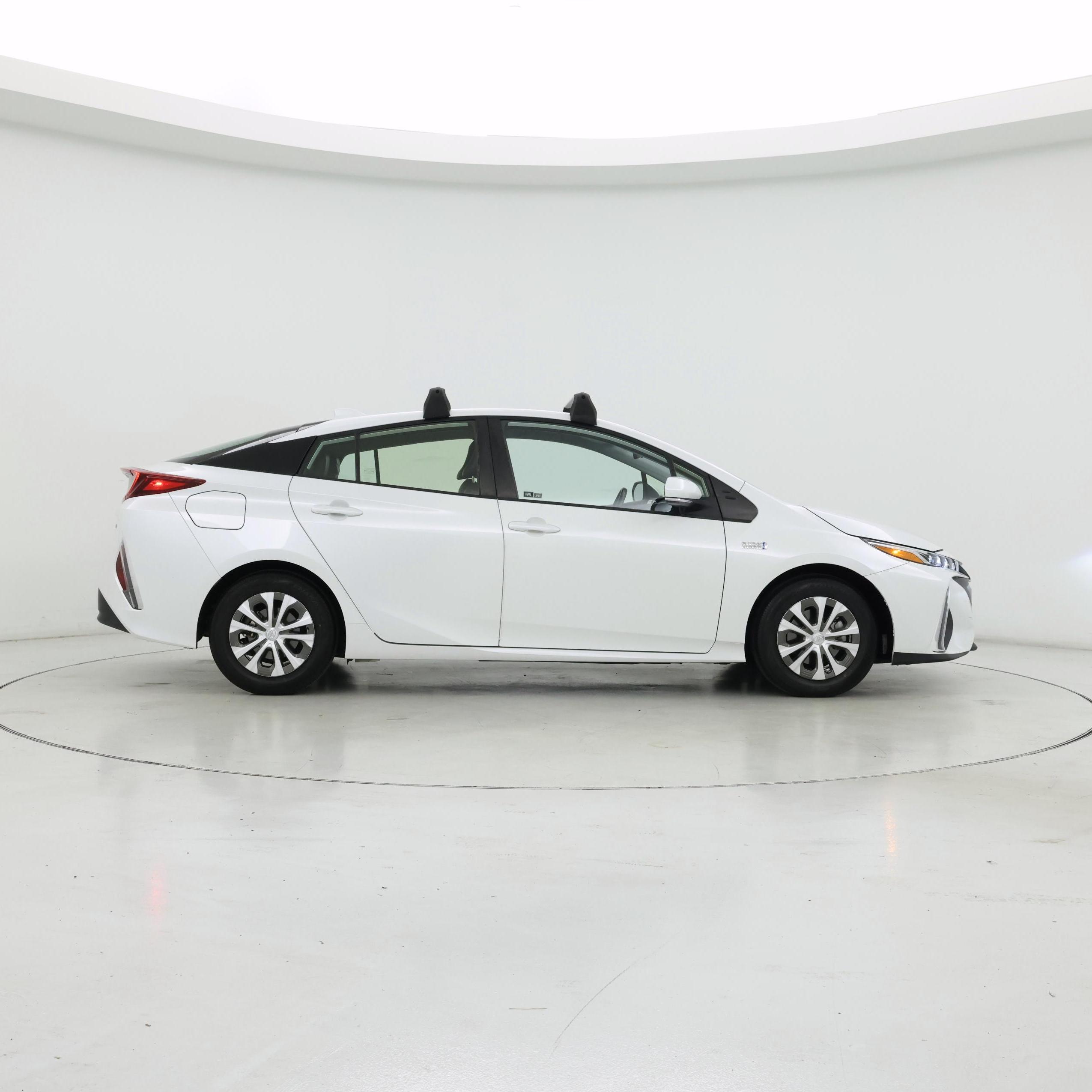 Thumbnail: 2021 Toyota Prius Prime - 7