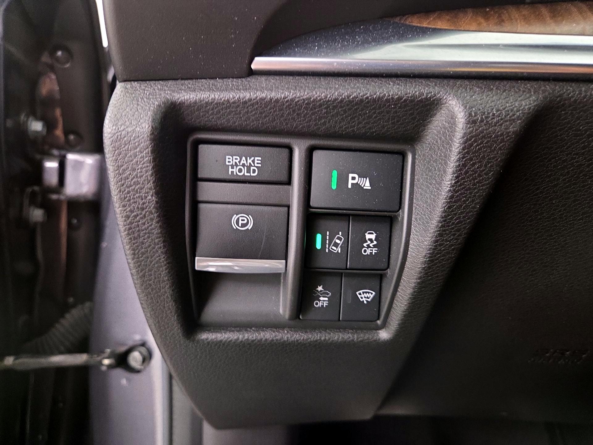 Thumbnail: 2019 Acura MDX - 13