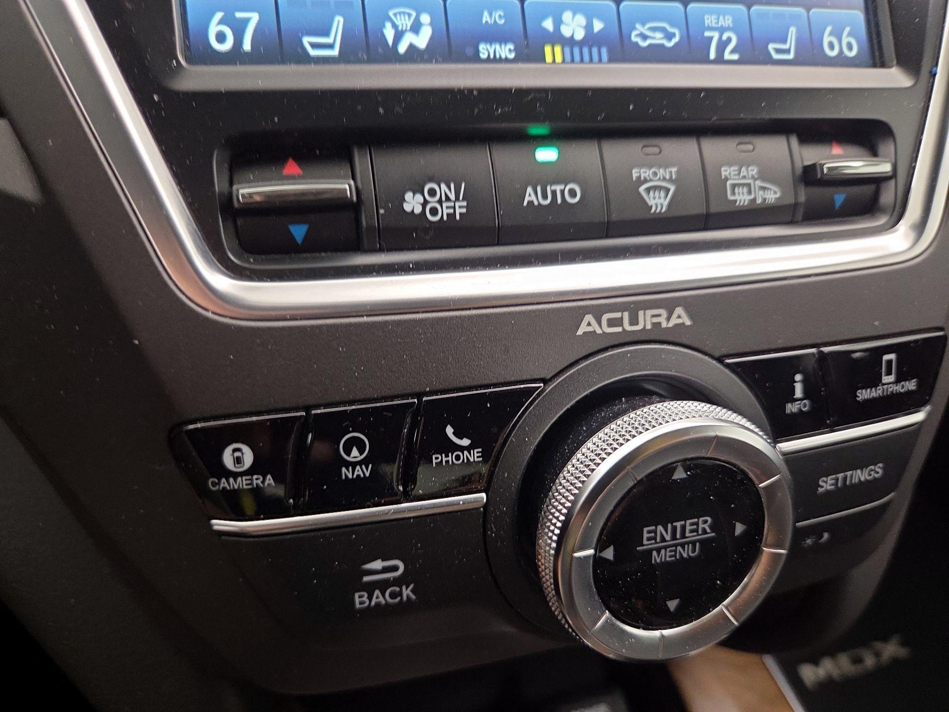 Thumbnail: 2019 Acura MDX - 17