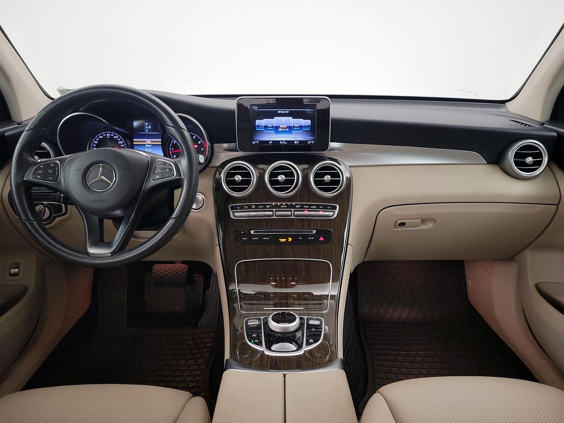 Thumbnail: 2019 Mercedes-Benz GLC - 9