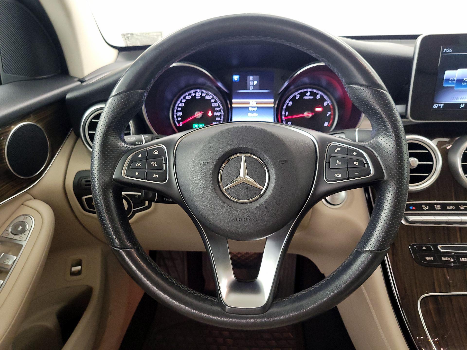Thumbnail: 2019 Mercedes-Benz GLC - 10