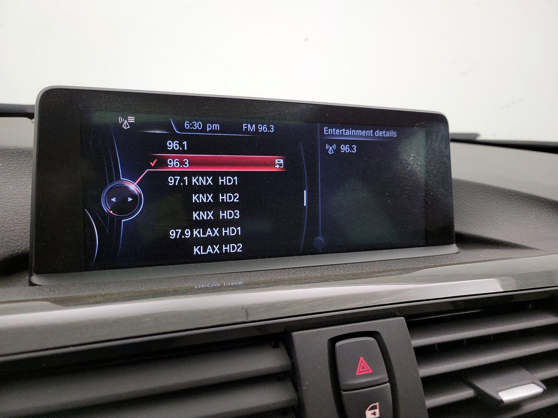 Thumbnail: 2015 BMW 3 Series - 16