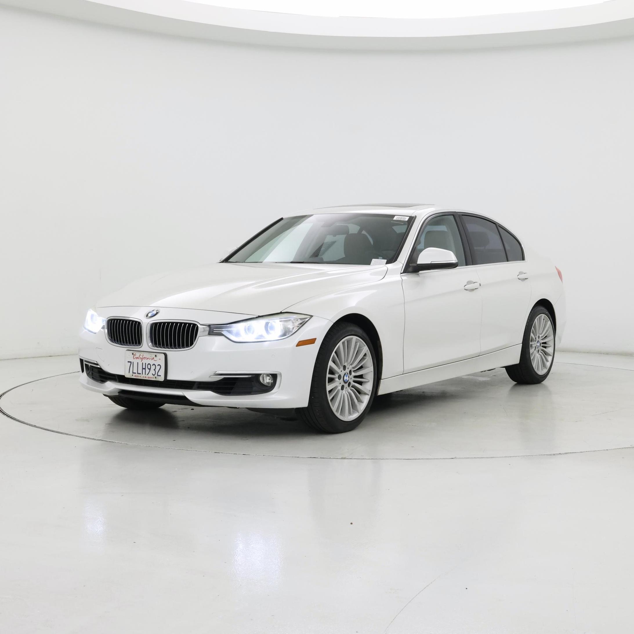 Thumbnail: 2015 BMW 3 Series - 4