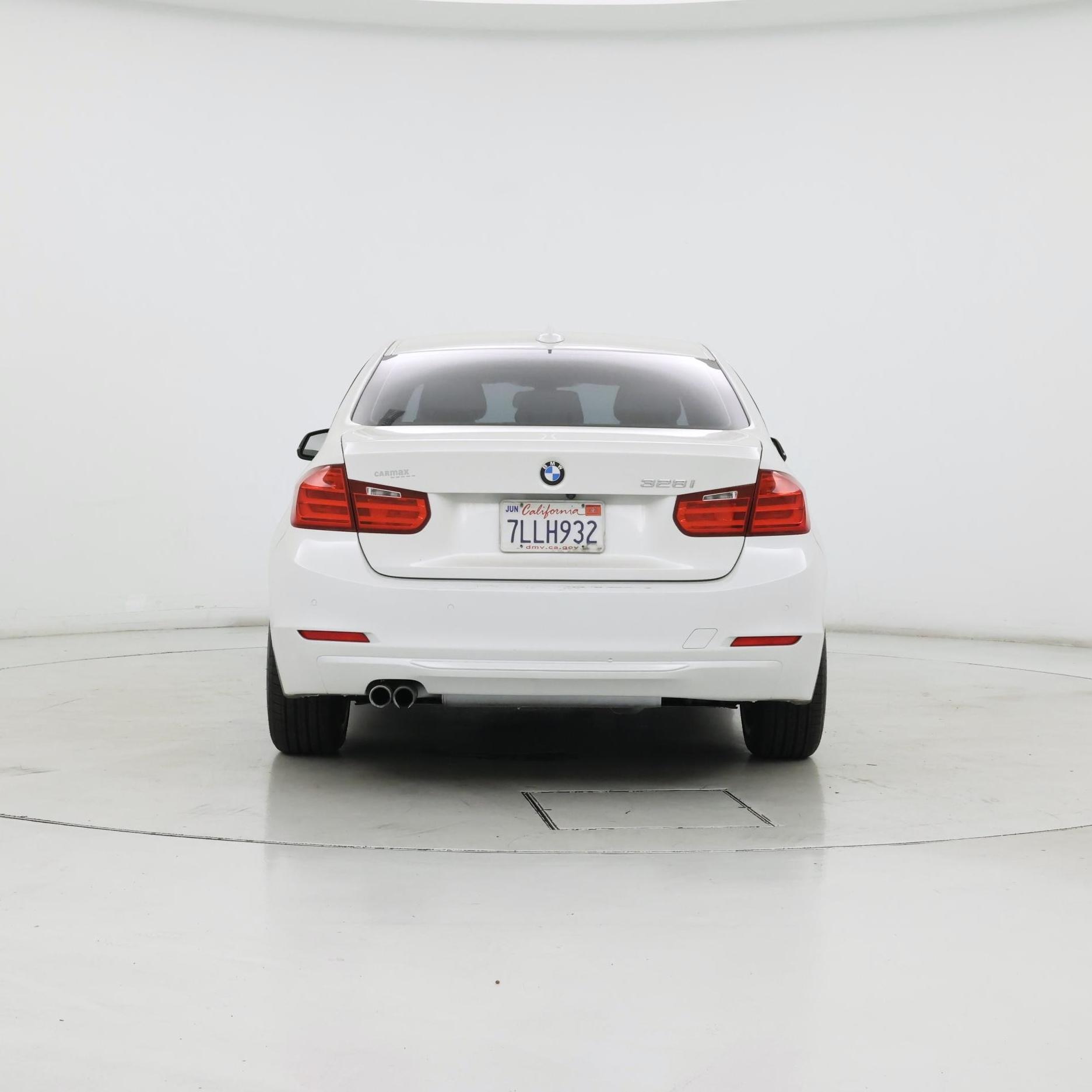 Thumbnail: 2015 BMW 3 Series - 6