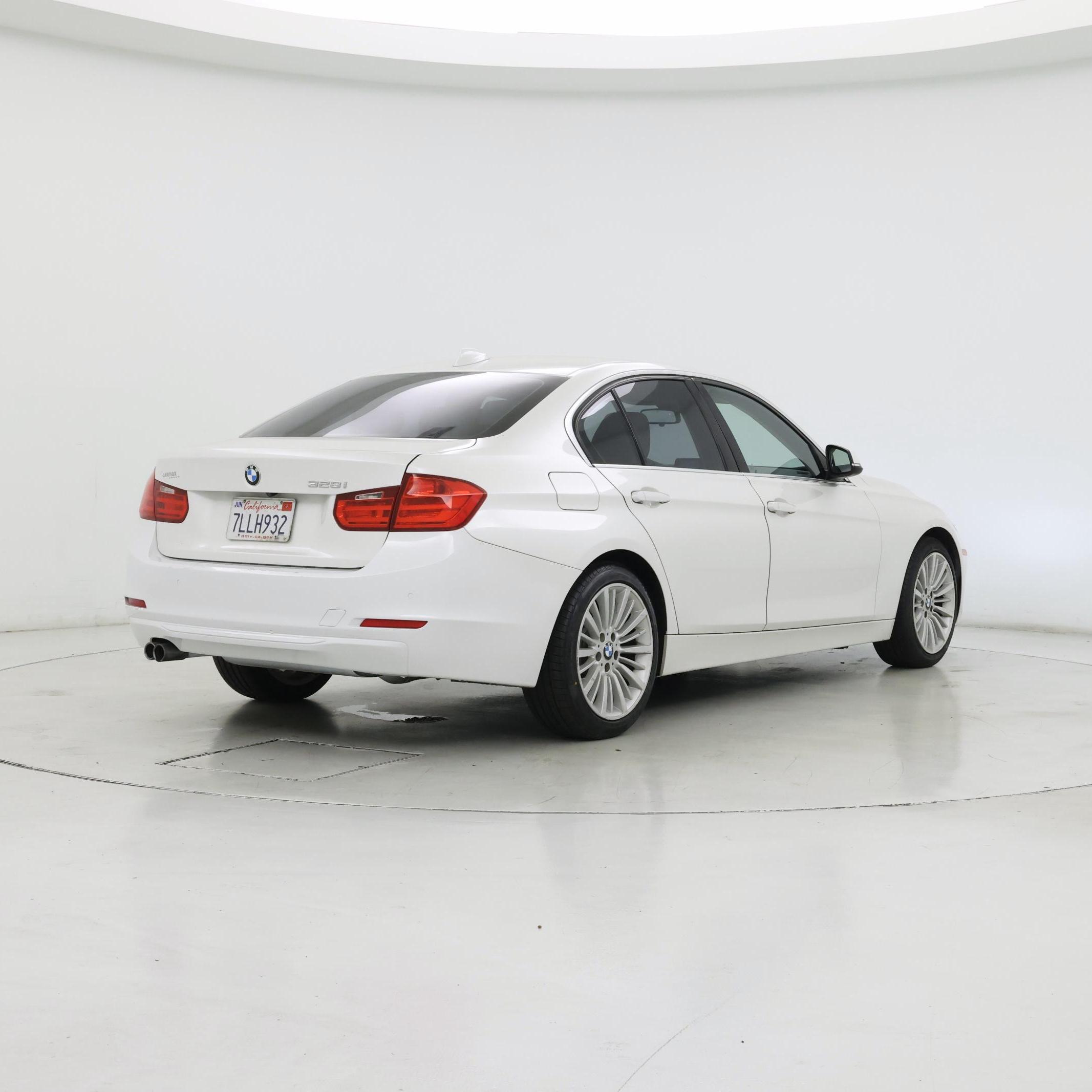Thumbnail: 2015 BMW 3 Series - 8