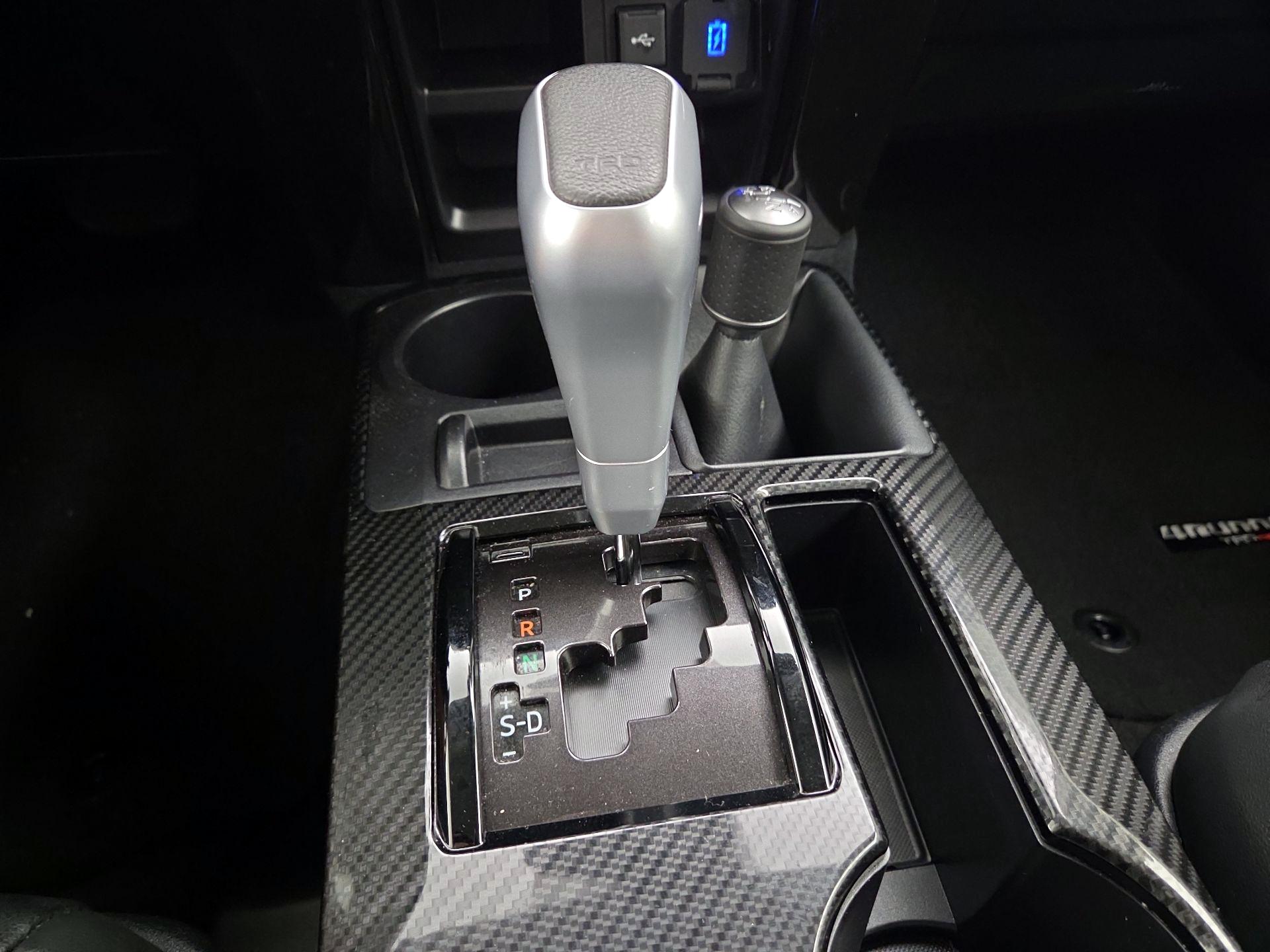 Thumbnail: 2021 Toyota 4Runner - 18