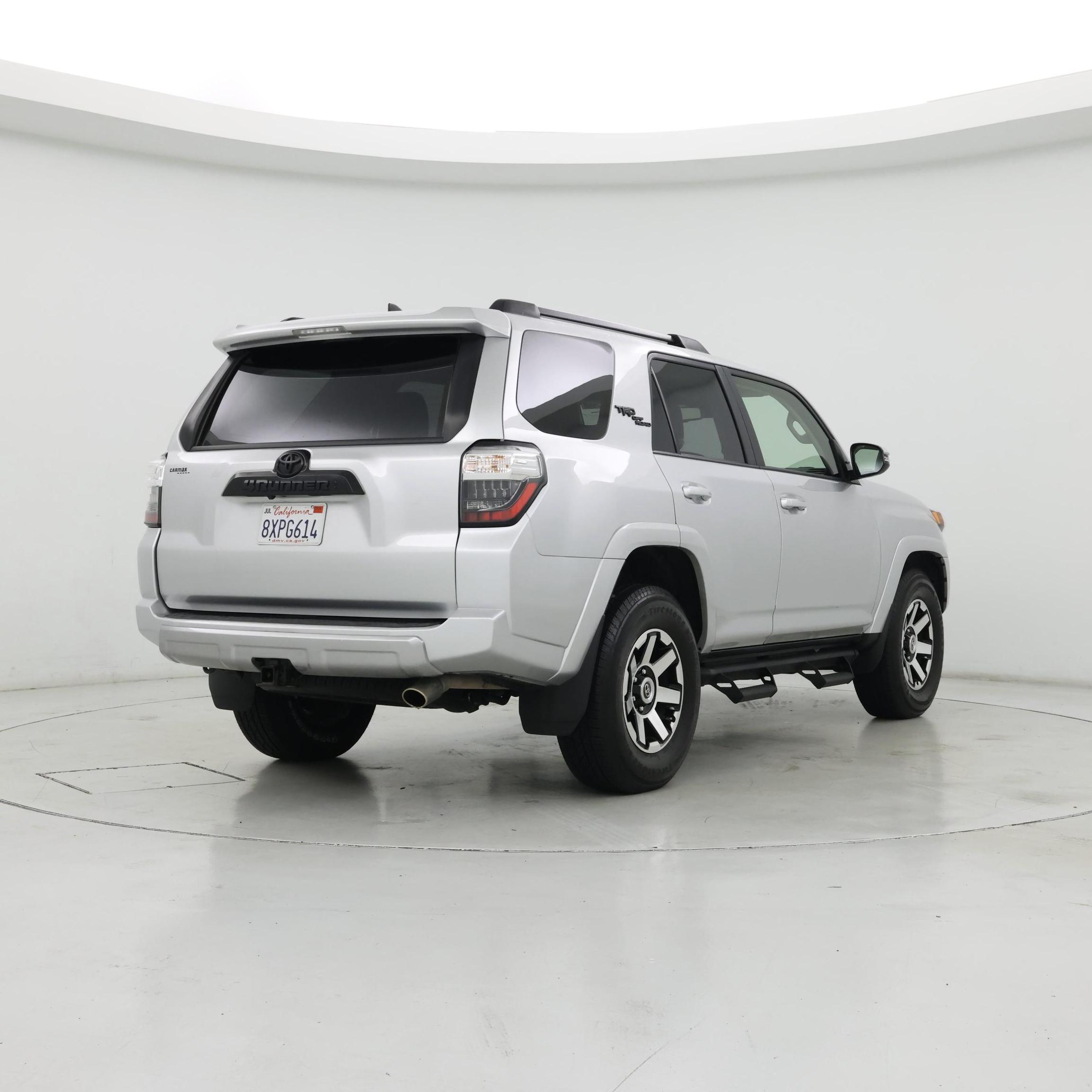 Thumbnail: 2021 Toyota 4Runner - 8