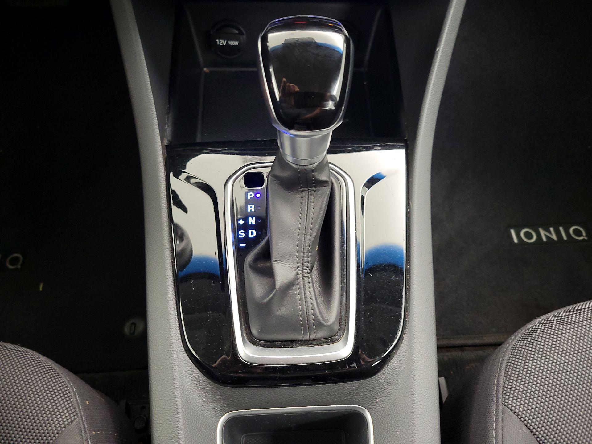 Thumbnail: 2019 Hyundai Ioniq - 17