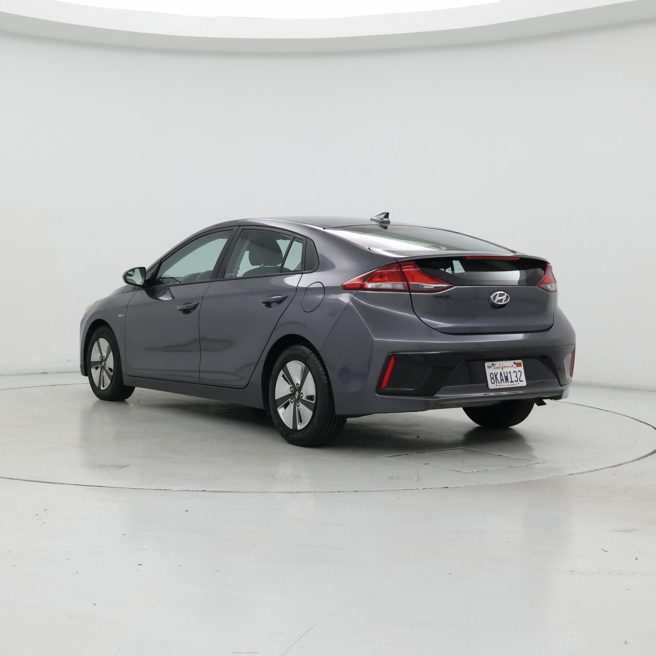 Thumbnail: 2019 Hyundai Ioniq - 2