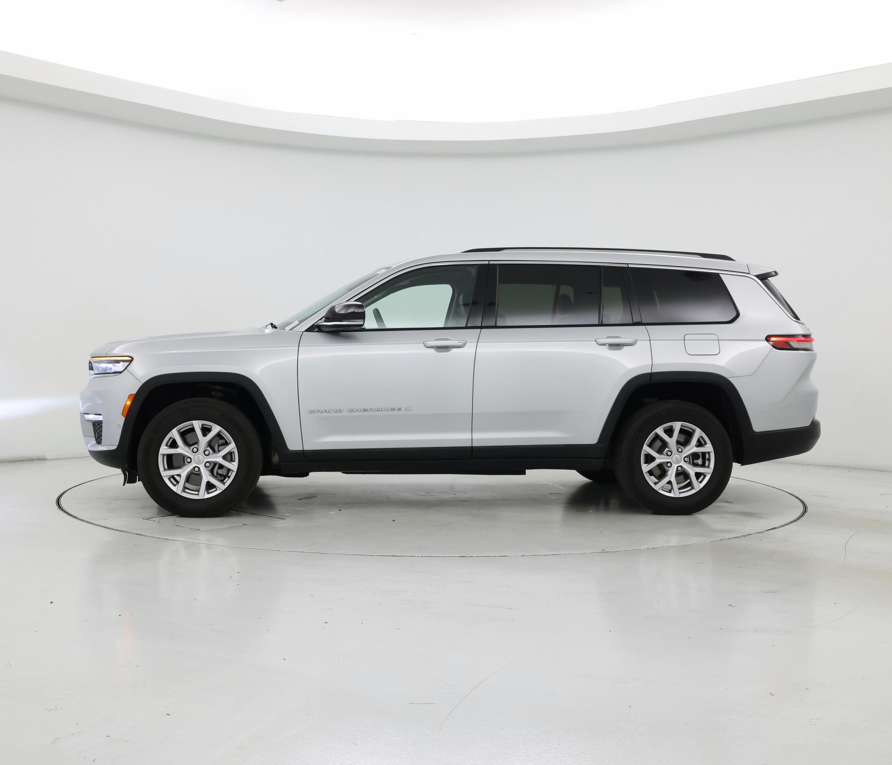 Thumbnail: 2022 Jeep Grand Cherokee L - 3