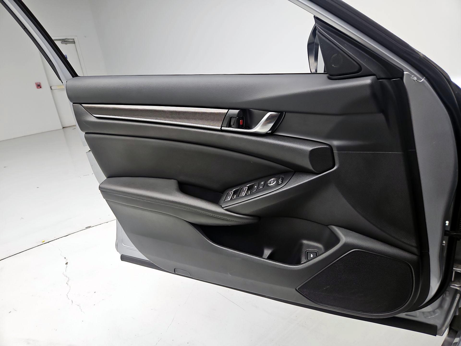 Thumbnail: 2022 Honda Accord - 12