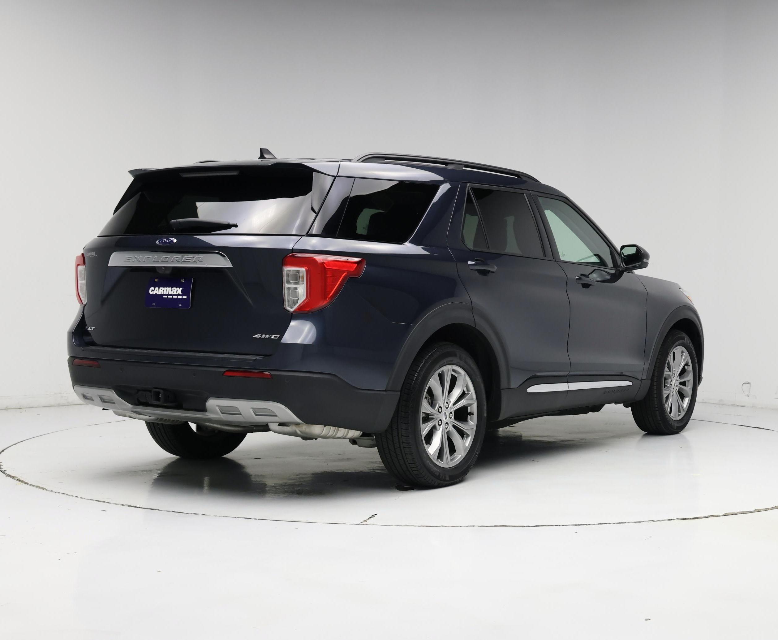 Thumbnail: 2023 Ford Explorer - 8