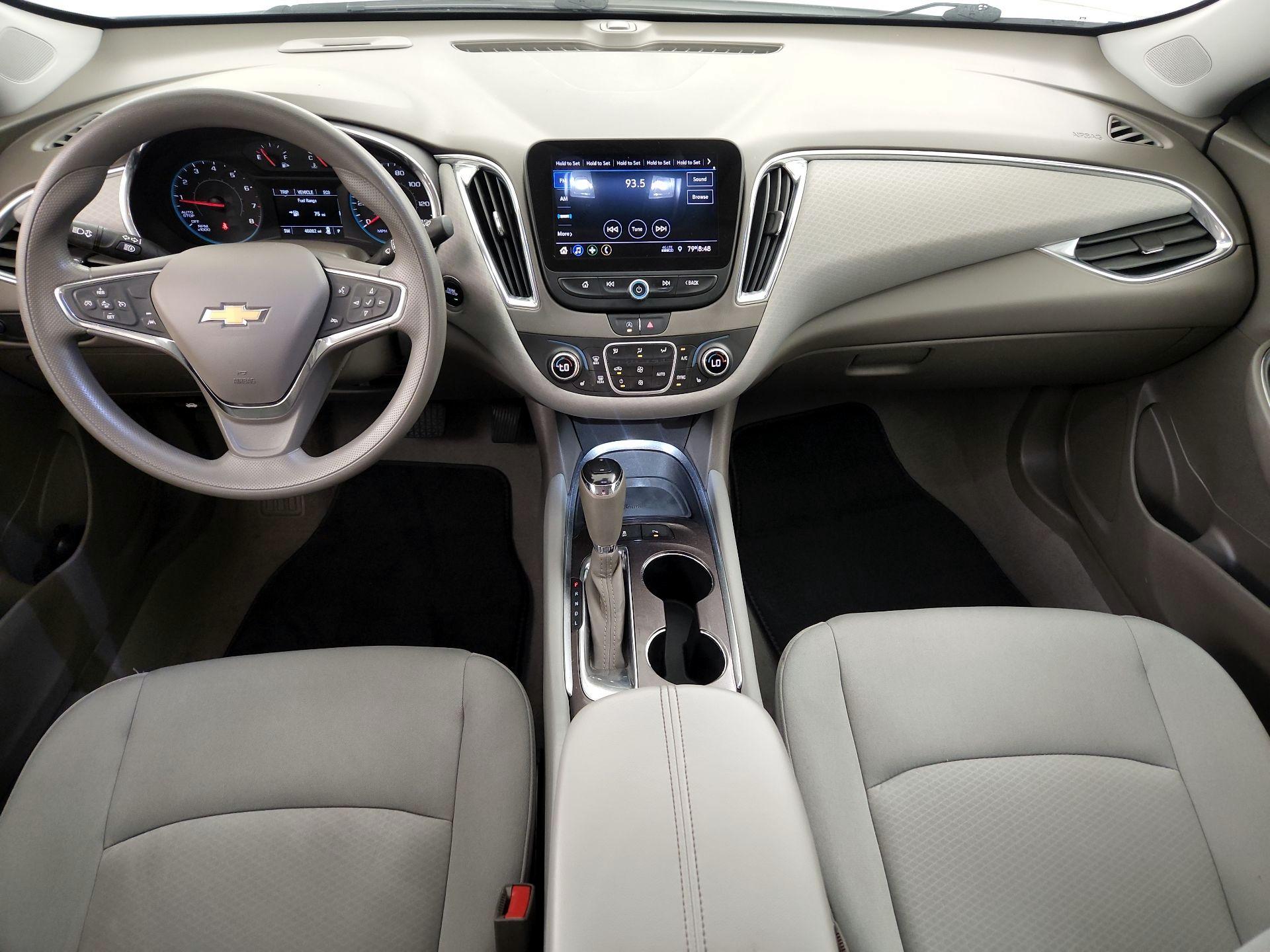 Thumbnail: 2020 Chevrolet Malibu - 9