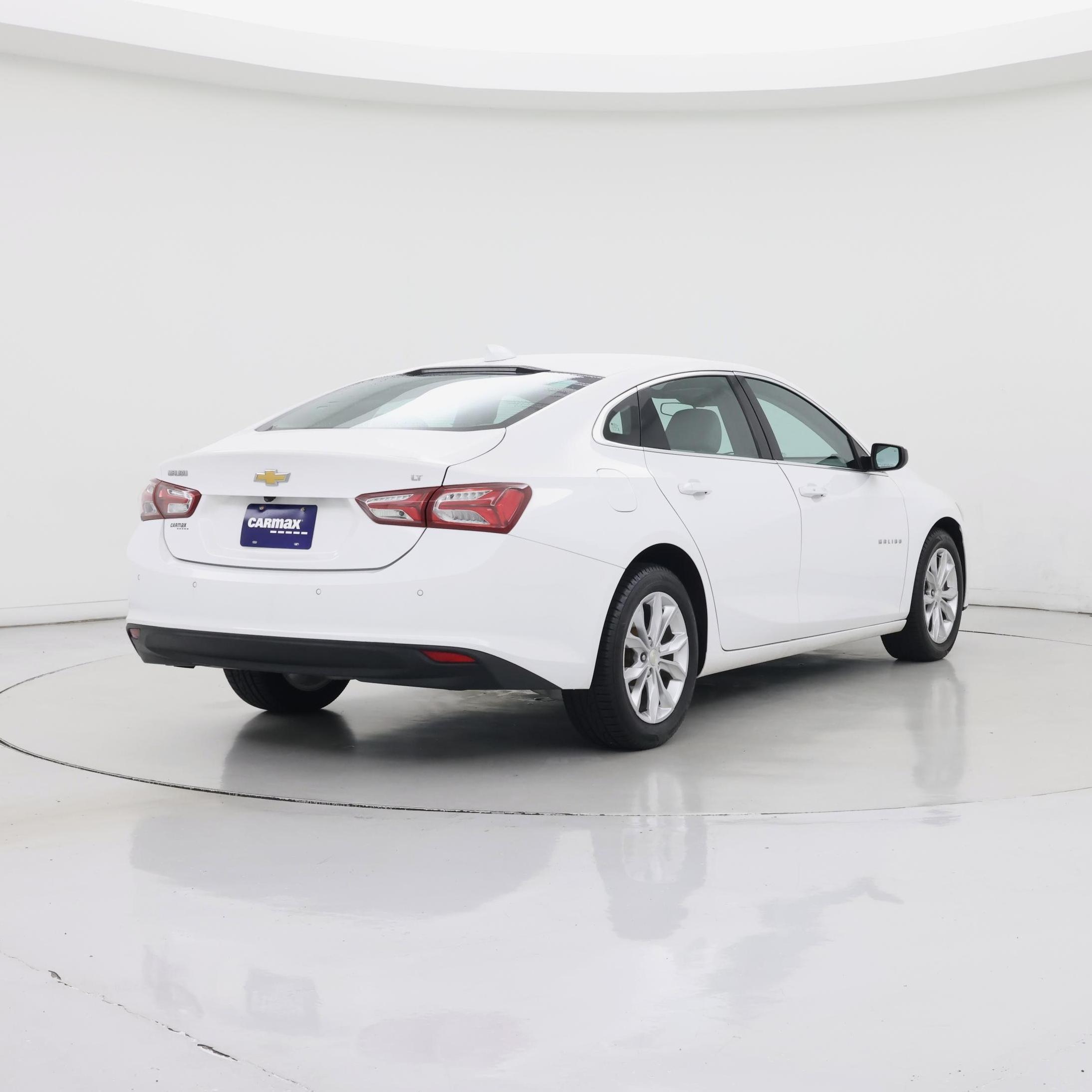 Thumbnail: 2020 Chevrolet Malibu - 8