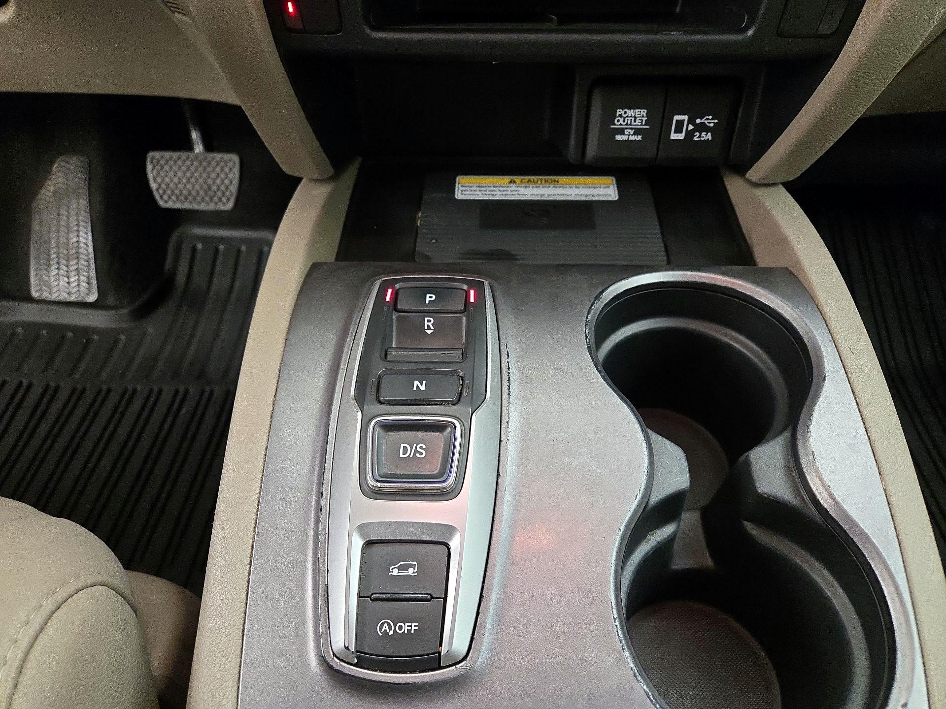 Thumbnail: 2022 Honda Pilot - 17