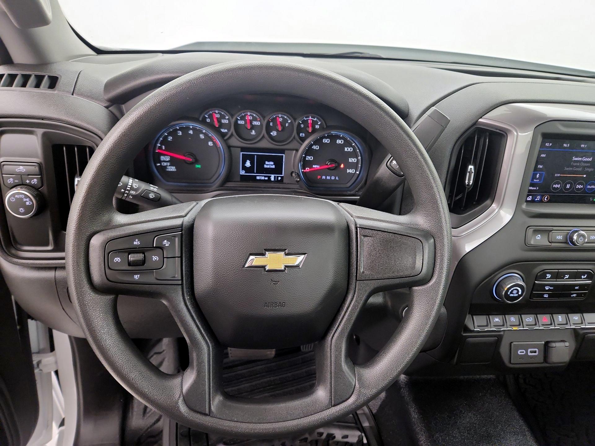 Thumbnail: 2023 Chevrolet Silverado 1500 - 10