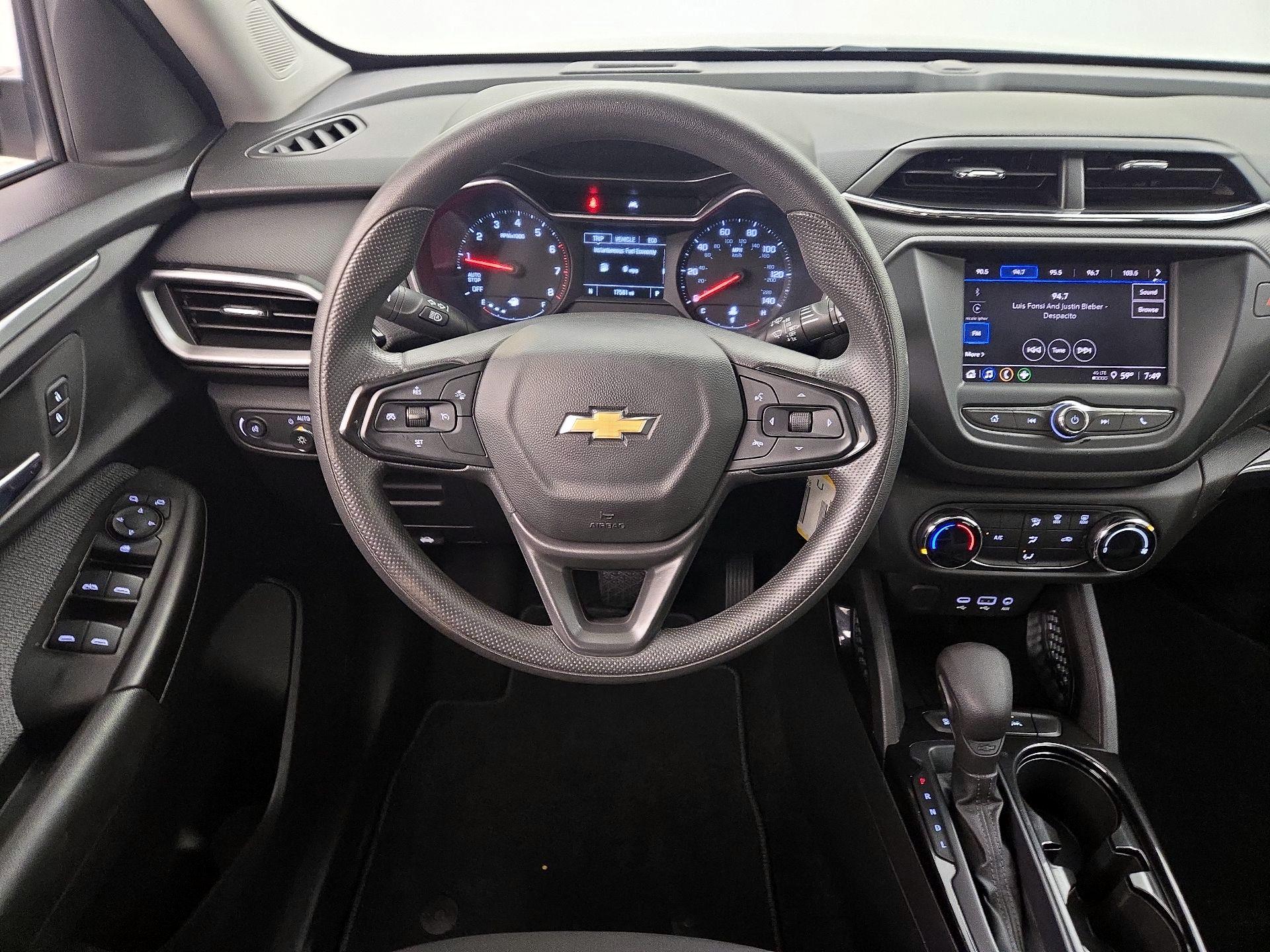 Thumbnail: 2023 Chevrolet TrailBlazer - 10