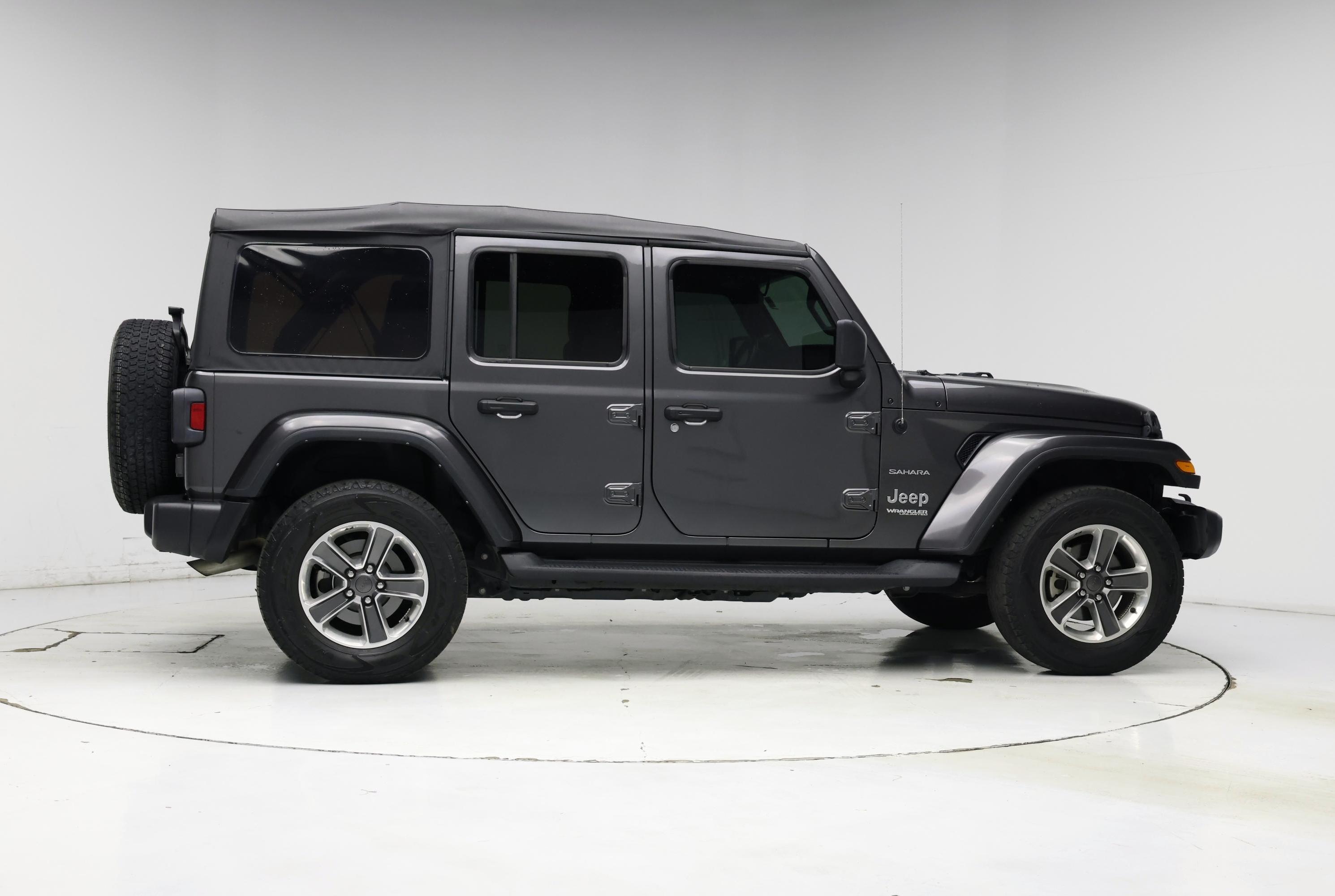 Thumbnail: 2021 Jeep Wrangler - 7