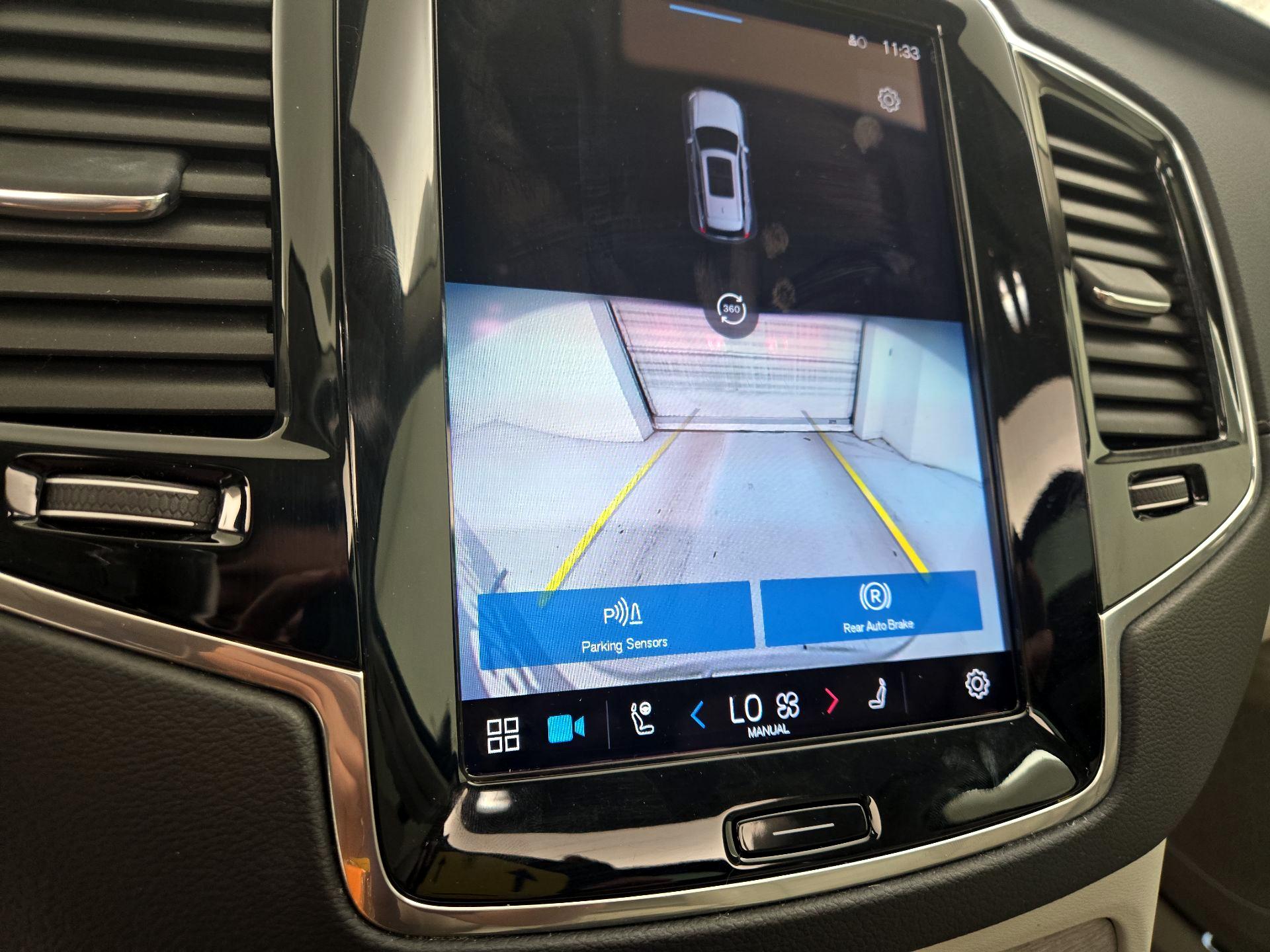 Thumbnail: 2023 Volvo XC90 - 14