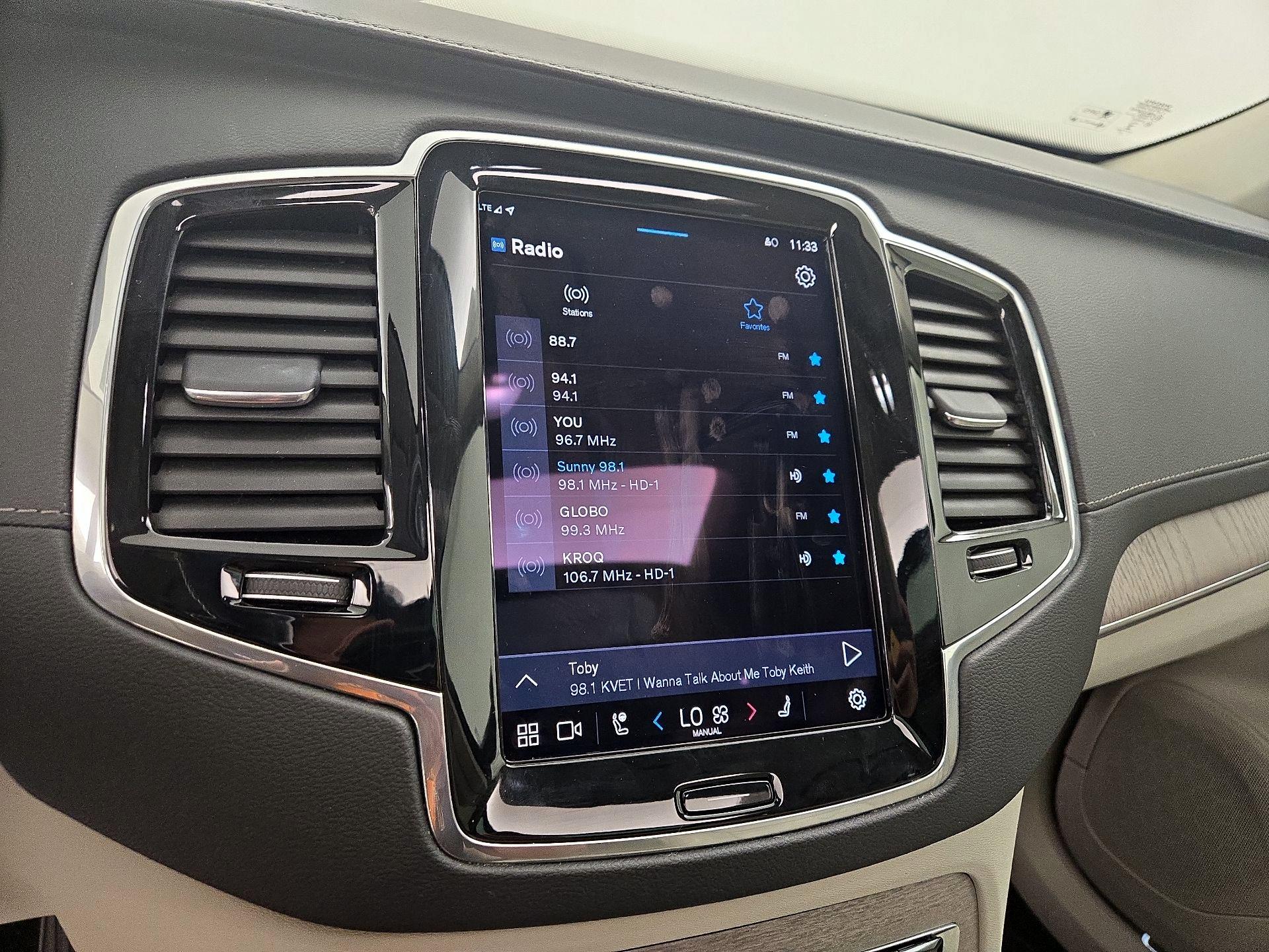 Thumbnail: 2023 Volvo XC90 - 15