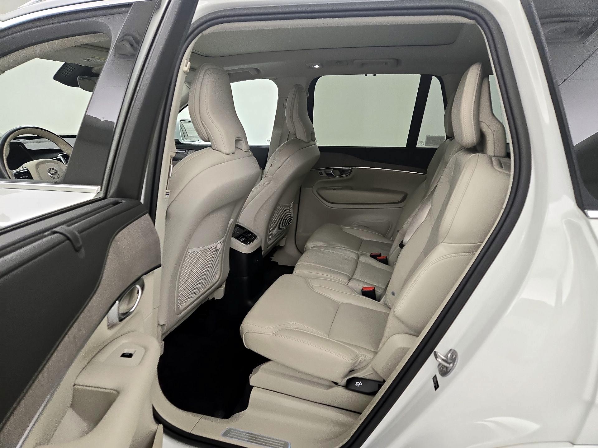 Thumbnail: 2023 Volvo XC90 - 20