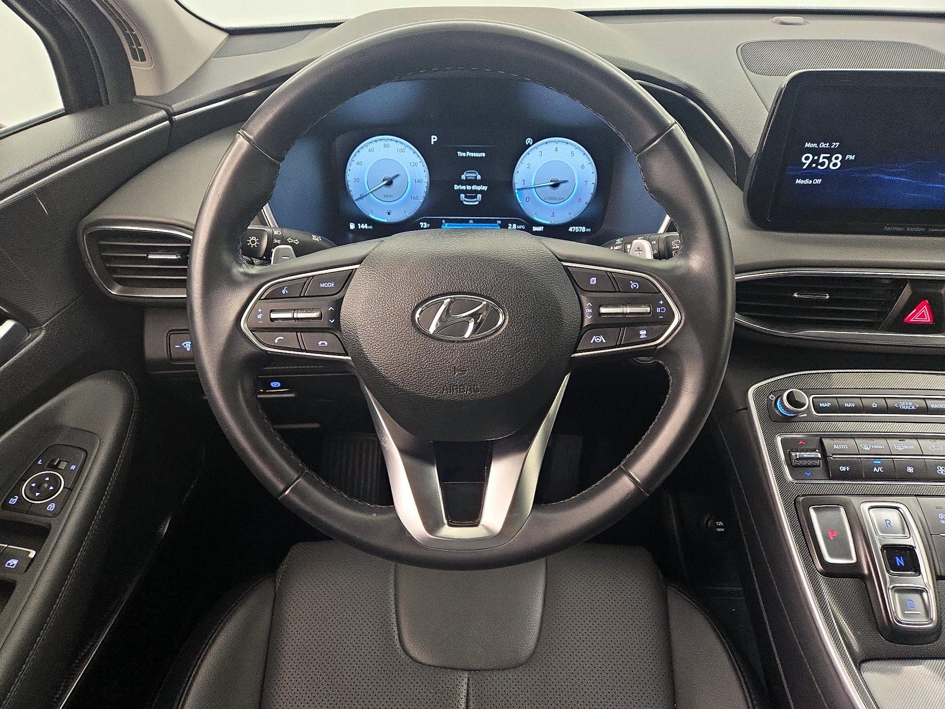 Thumbnail: 2023 Hyundai Santa Fe - 10