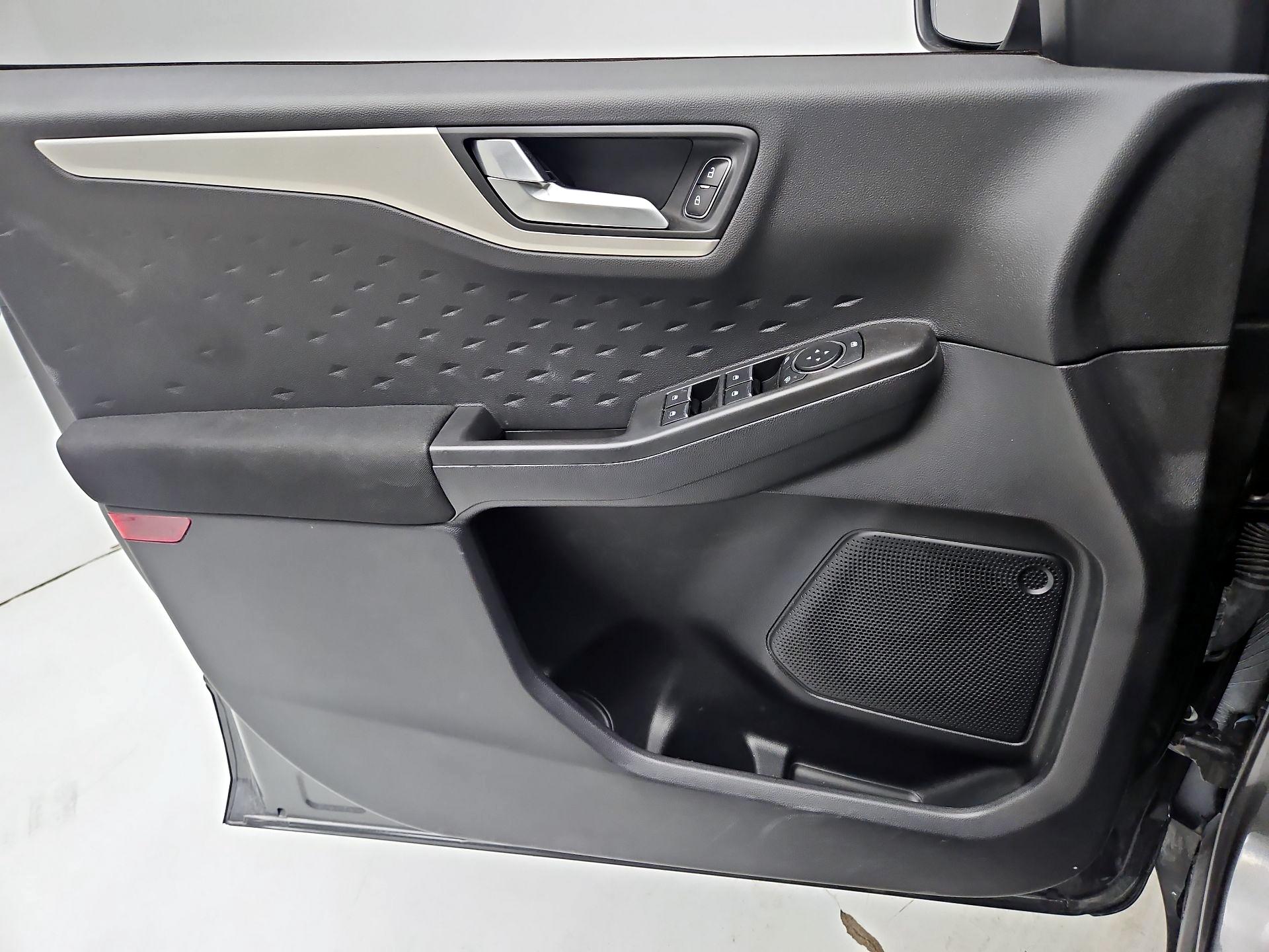 Thumbnail: 2020 Ford Escape - 12