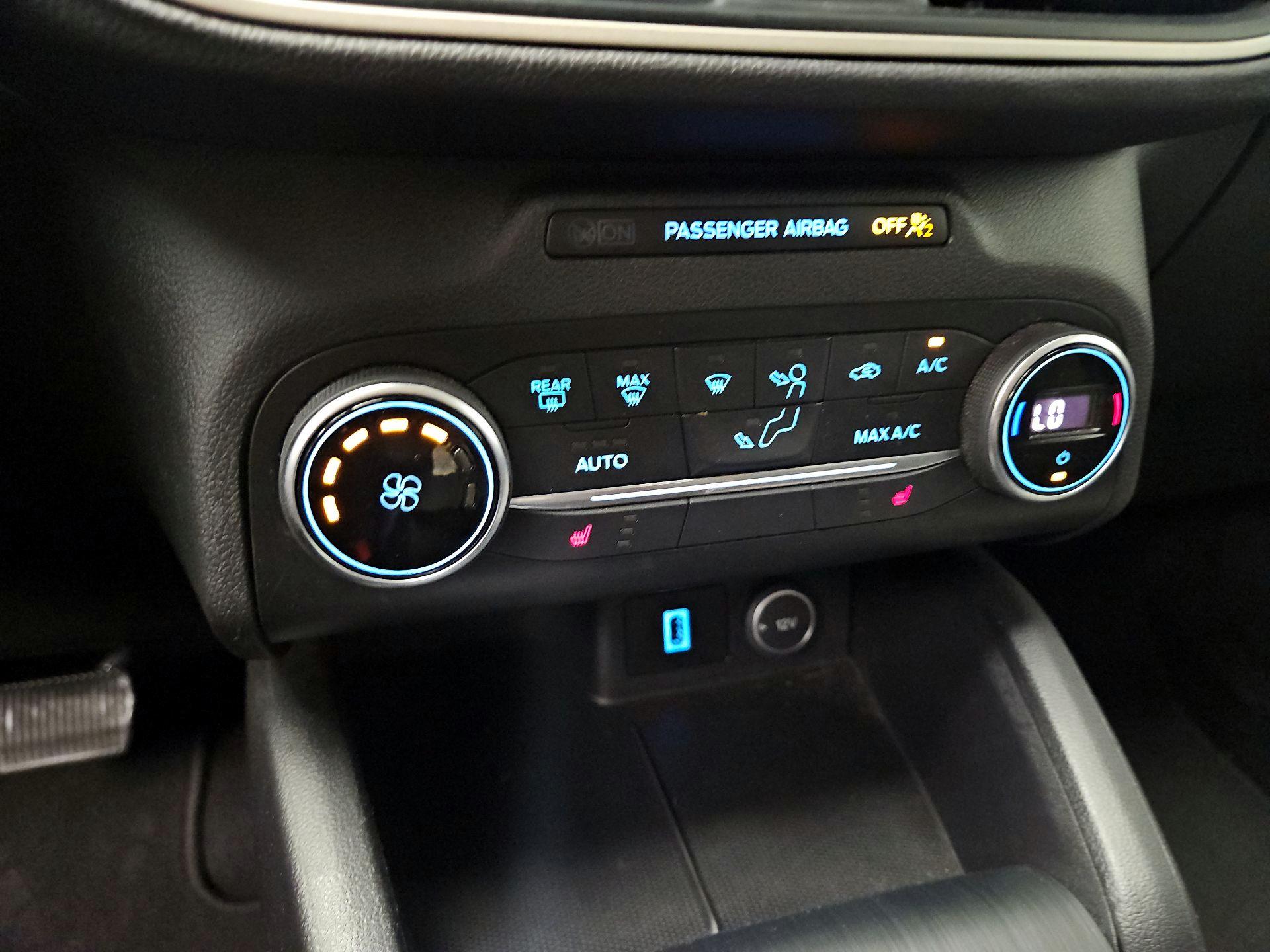 Thumbnail: 2020 Ford Escape - 16