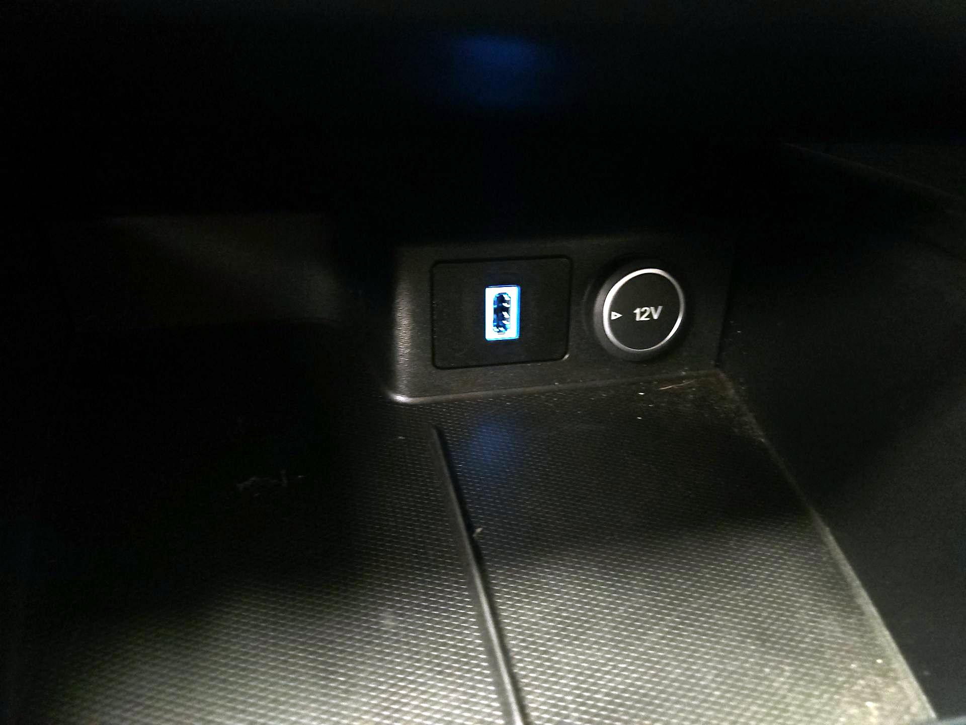 Thumbnail: 2020 Ford Escape - 18