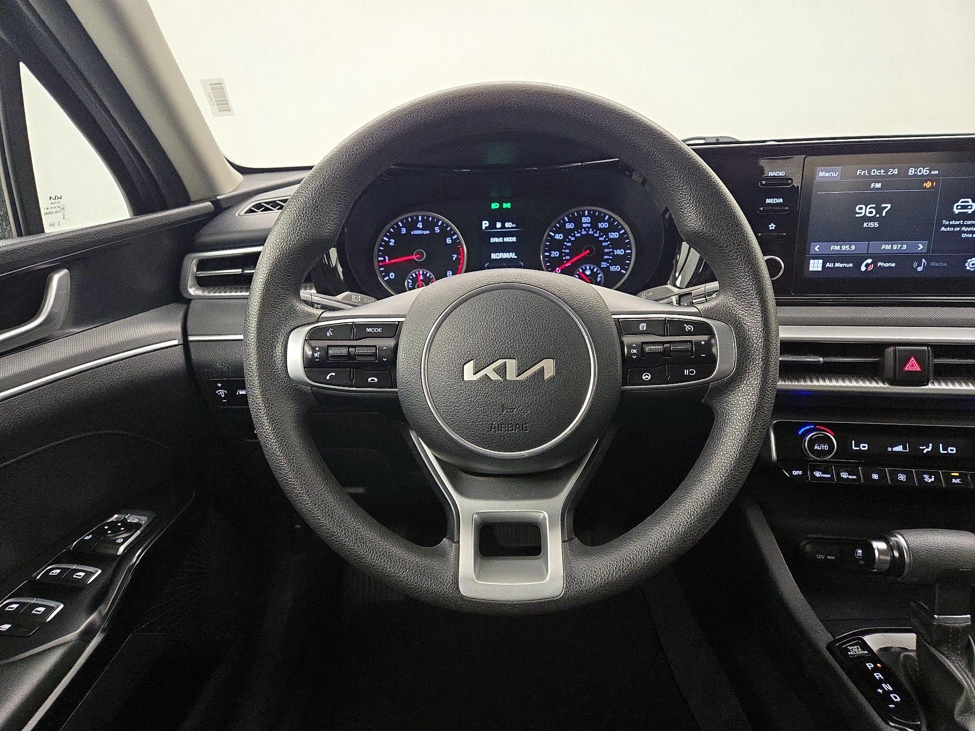 Thumbnail: 2022 Kia K5 - 10