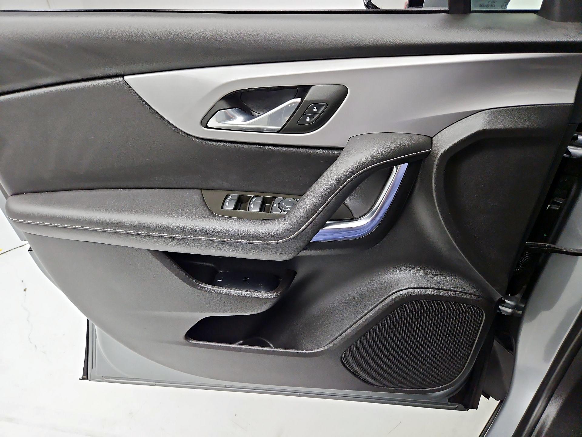 Thumbnail: 2023 Chevrolet Blazer - 12