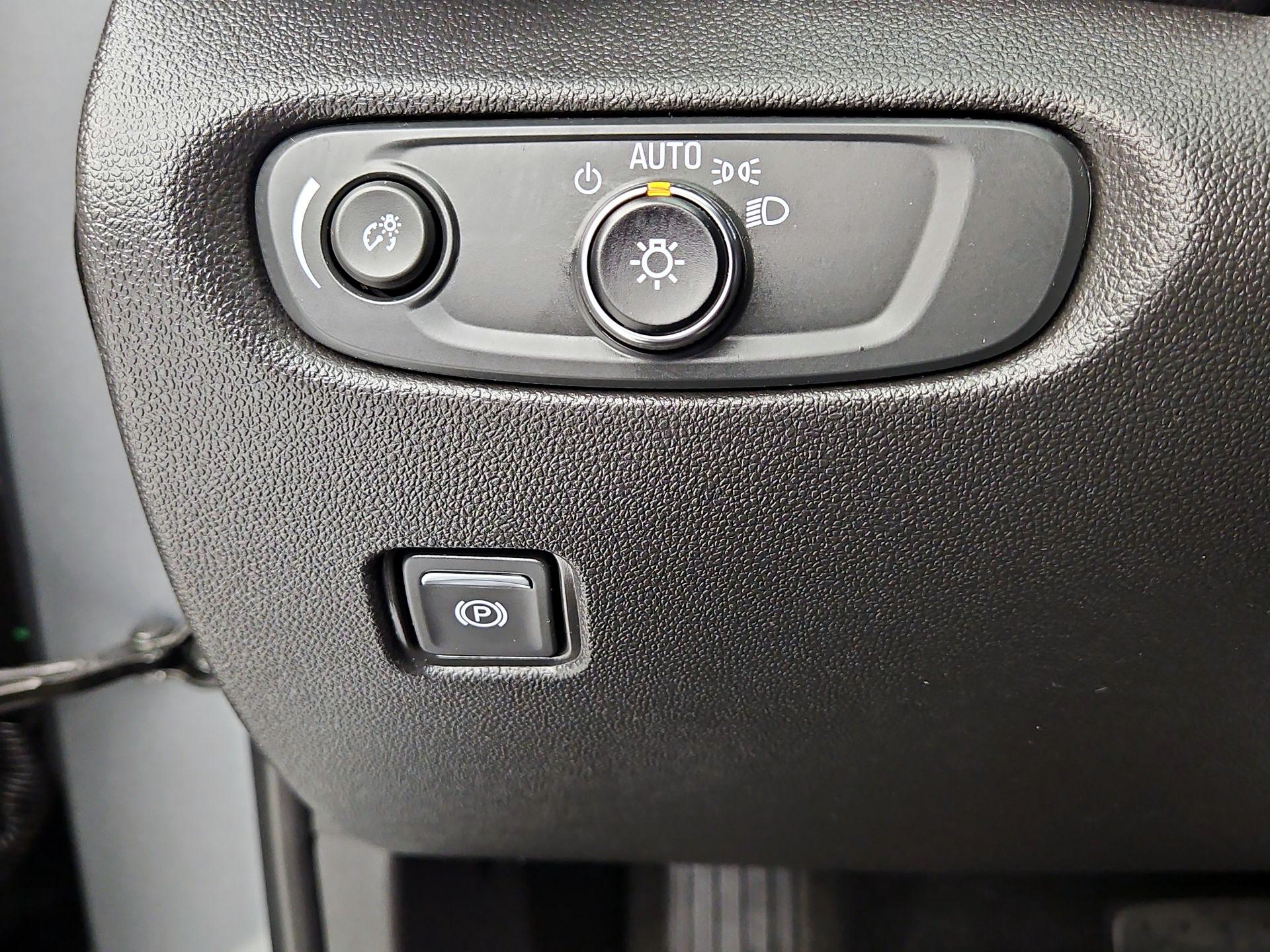 Thumbnail: 2023 Chevrolet Blazer - 13