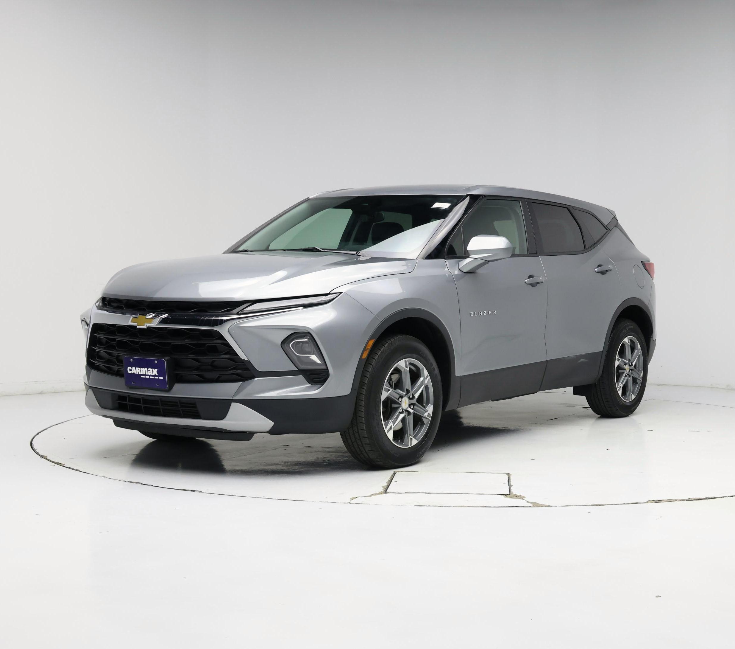 Thumbnail: 2023 Chevrolet Blazer - 4