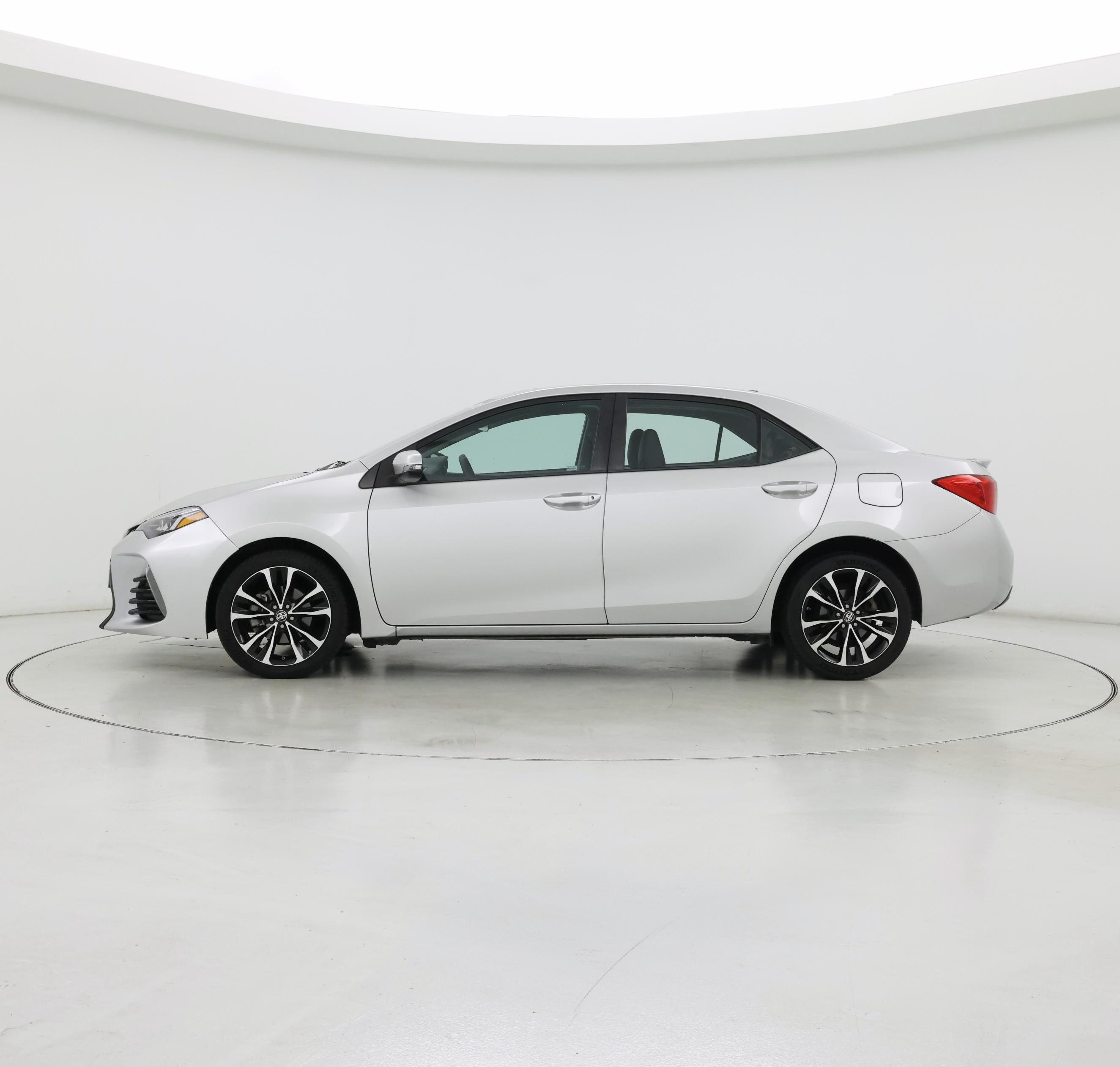 Thumbnail: 2019 Toyota Corolla - 3