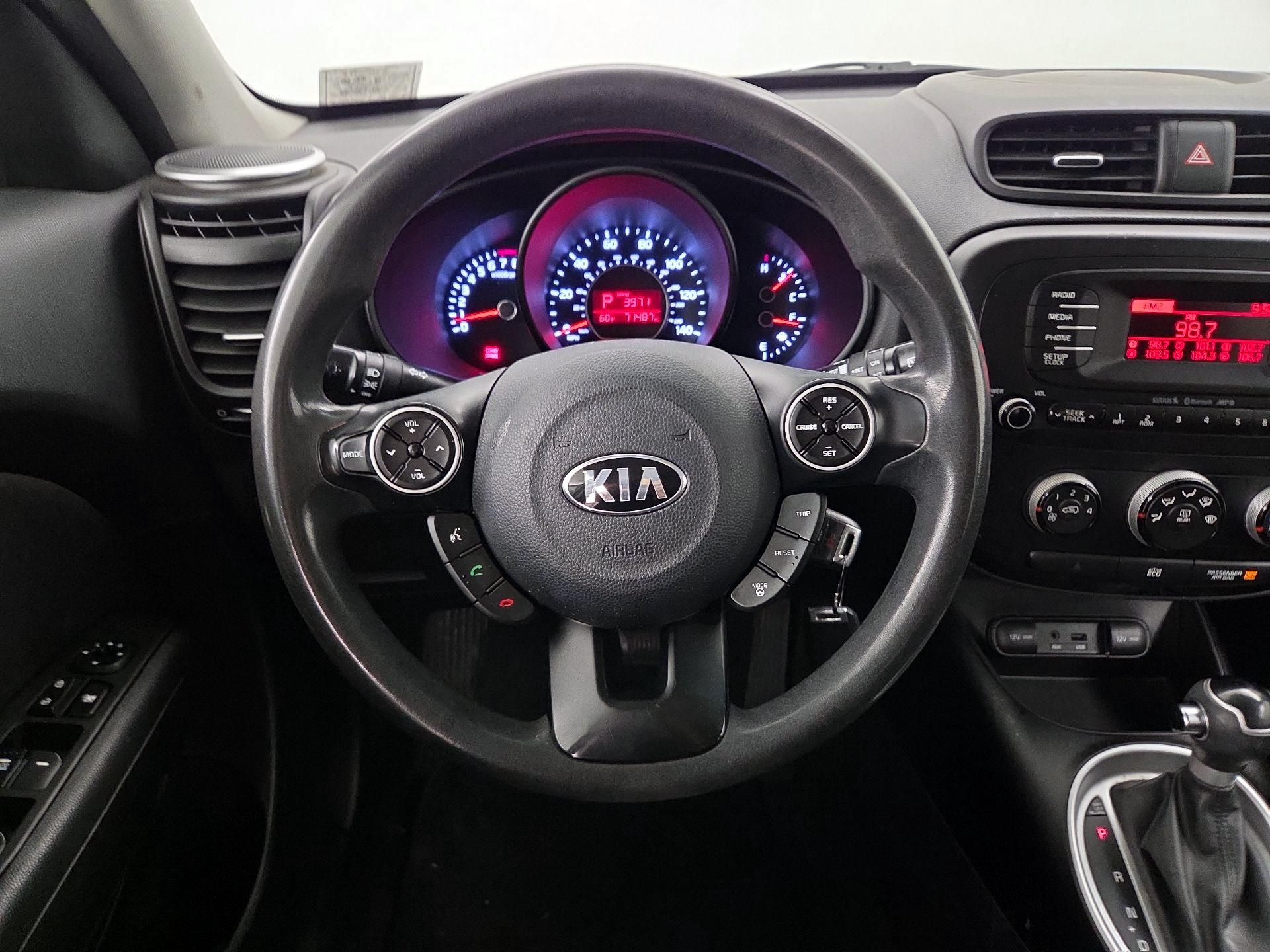 Thumbnail: 2015 Kia Soul - 10