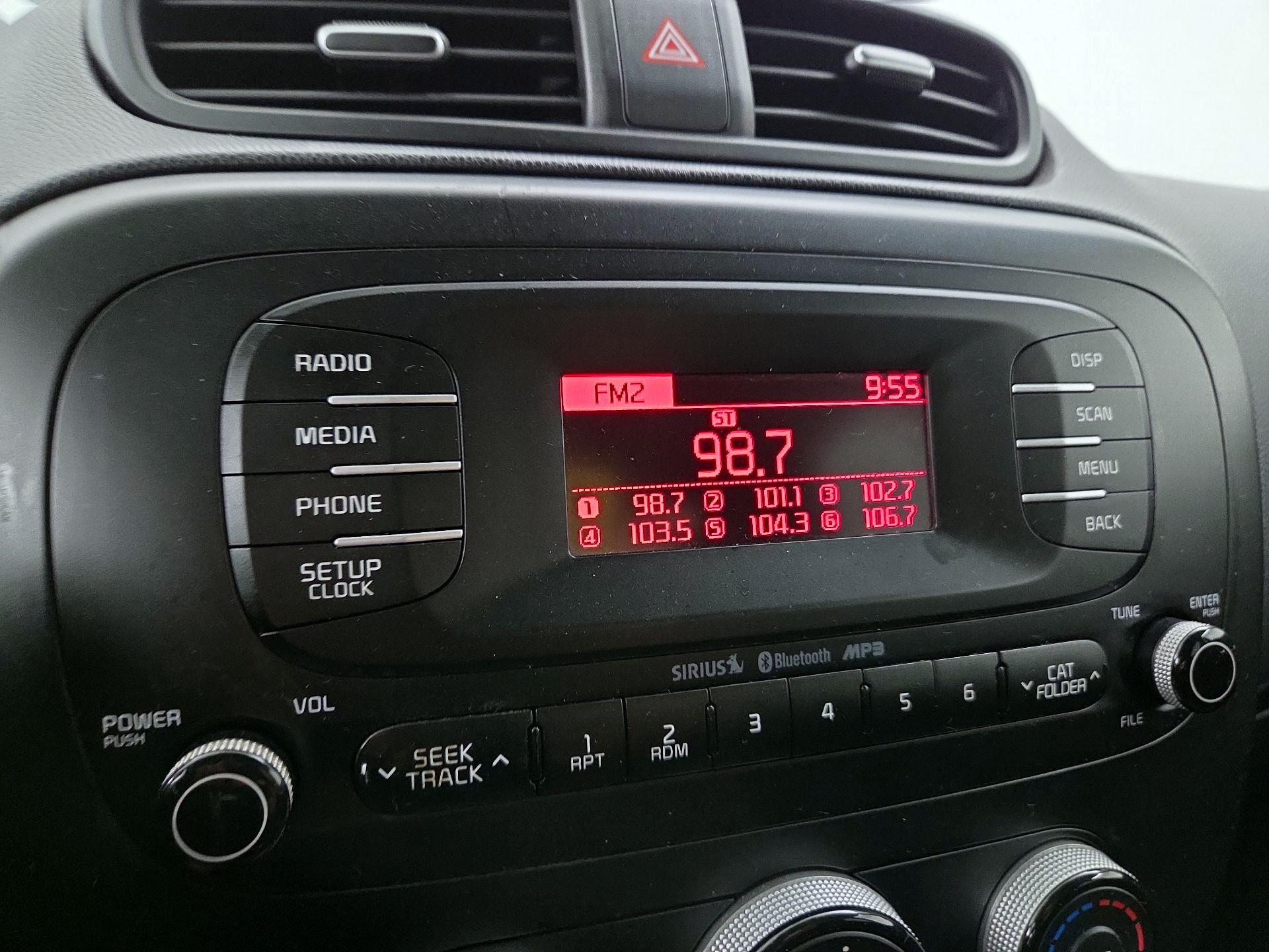 Thumbnail: 2015 Kia Soul - 14