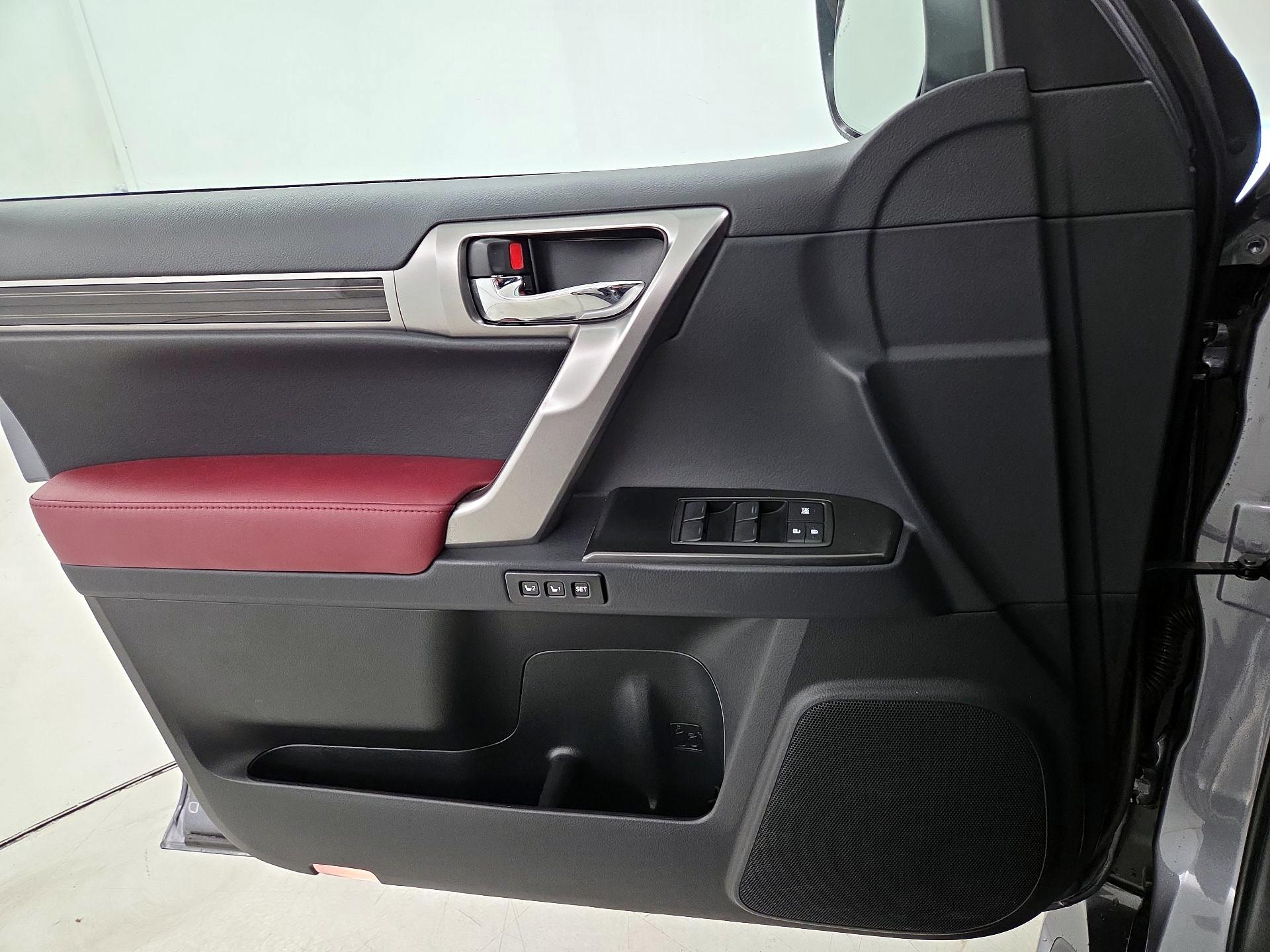 Thumbnail: 2023 Lexus GX - 12