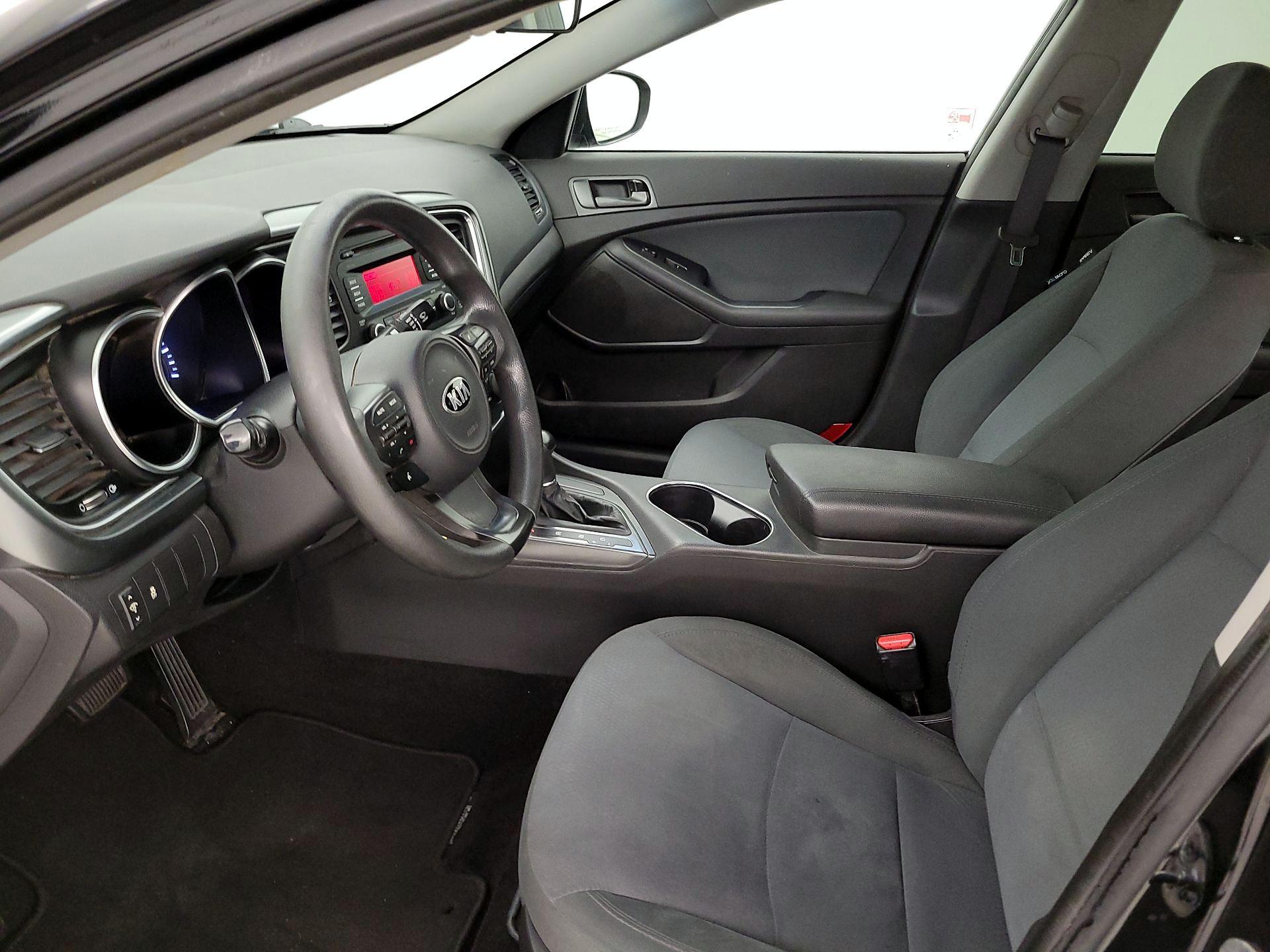Thumbnail: 2015 Kia Optima - 11