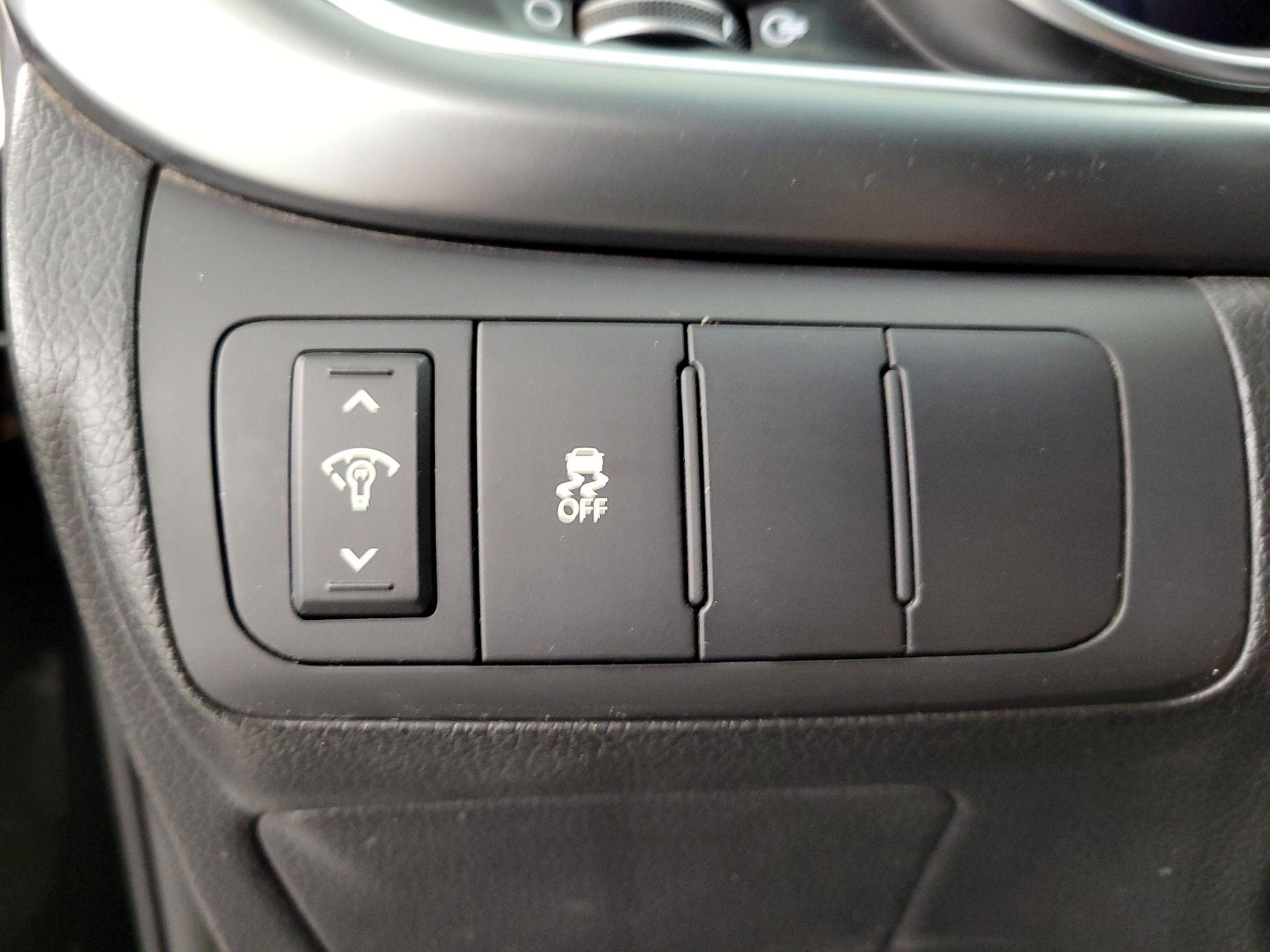 Thumbnail: 2015 Kia Optima - 13