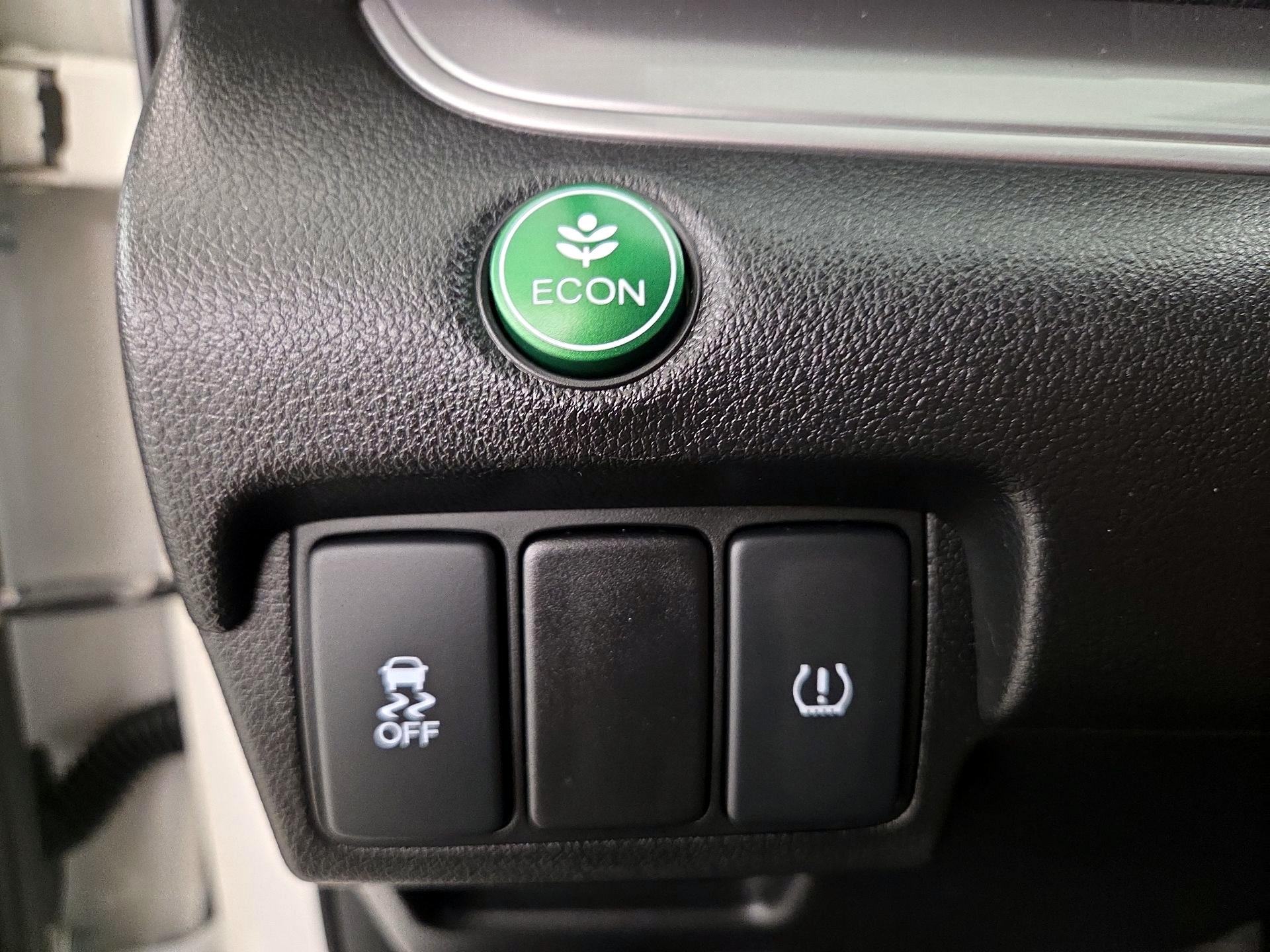 Thumbnail: 2015 Honda CR-V - 13