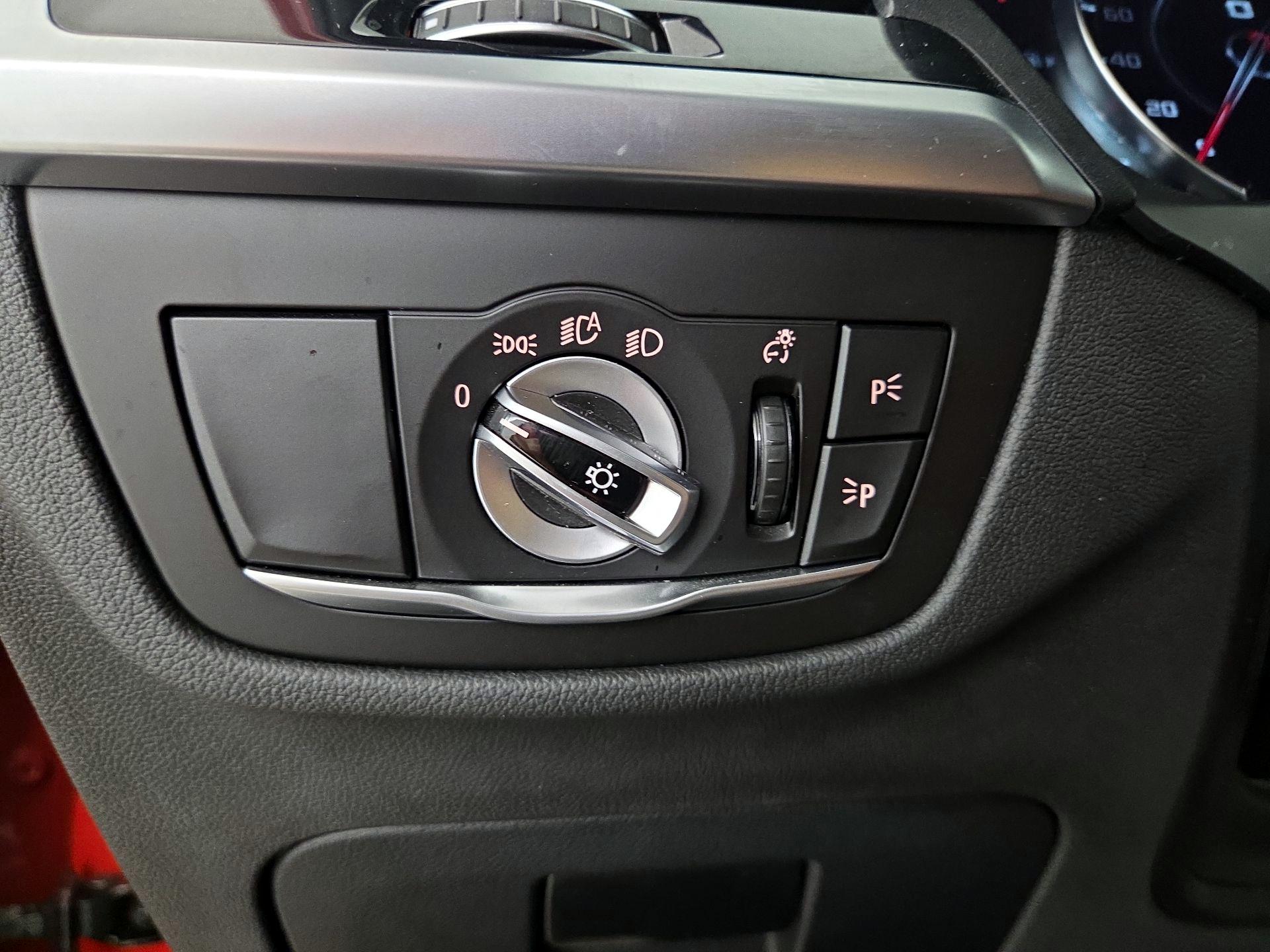 Thumbnail: 2020 BMW X4 - 13