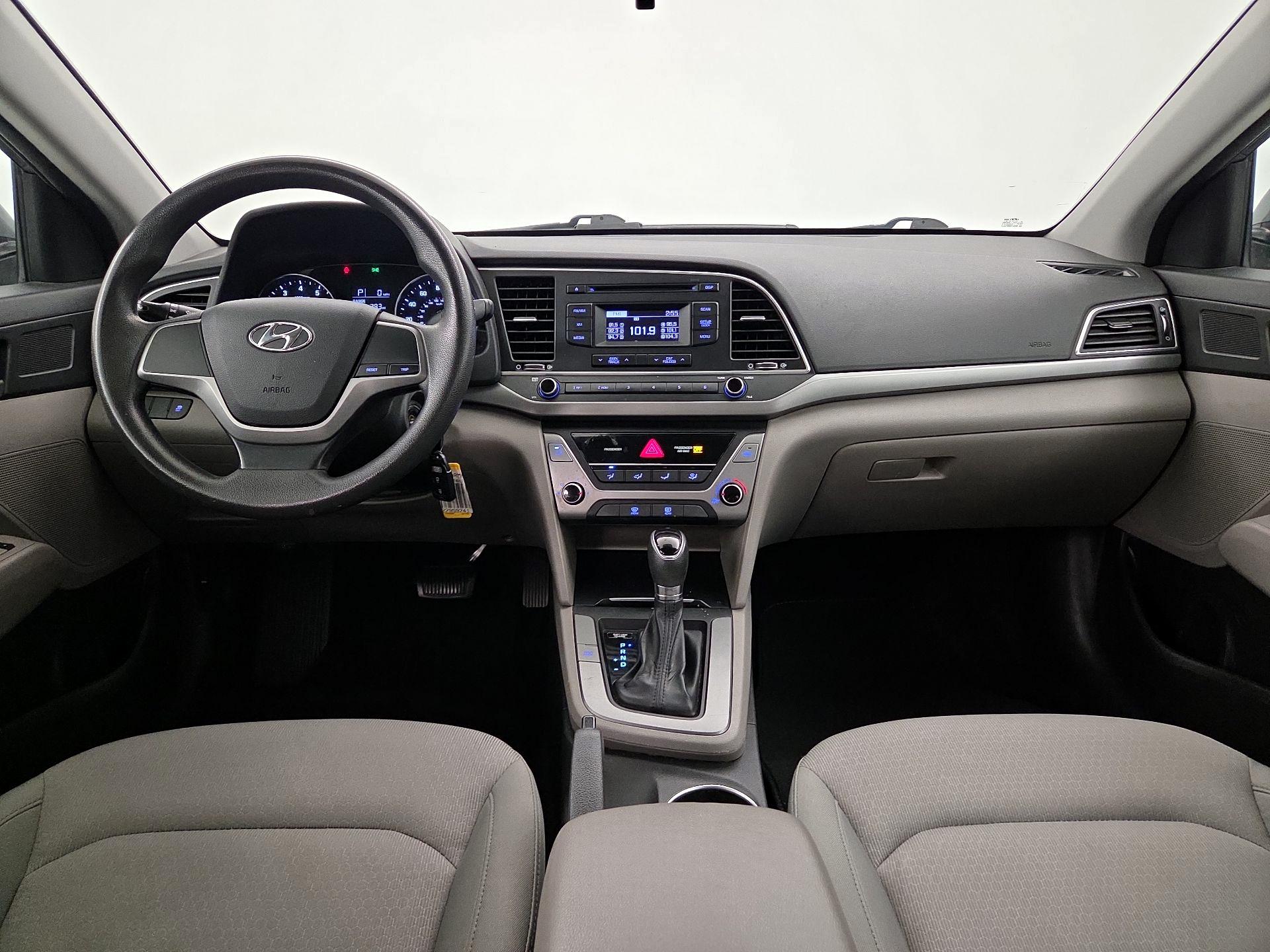 Thumbnail: 2017 Hyundai Elantra - 9