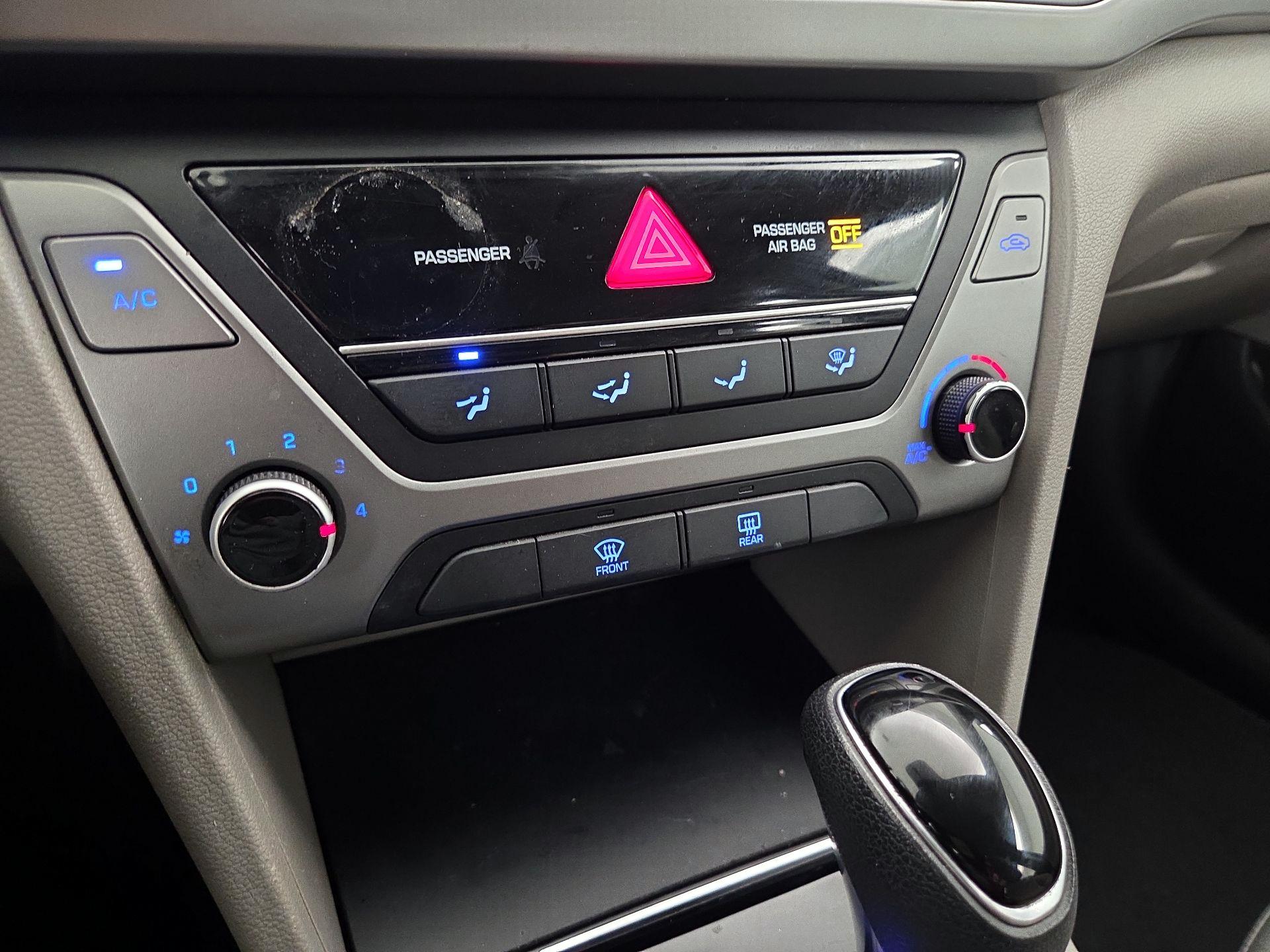 Thumbnail: 2017 Hyundai Elantra - 15